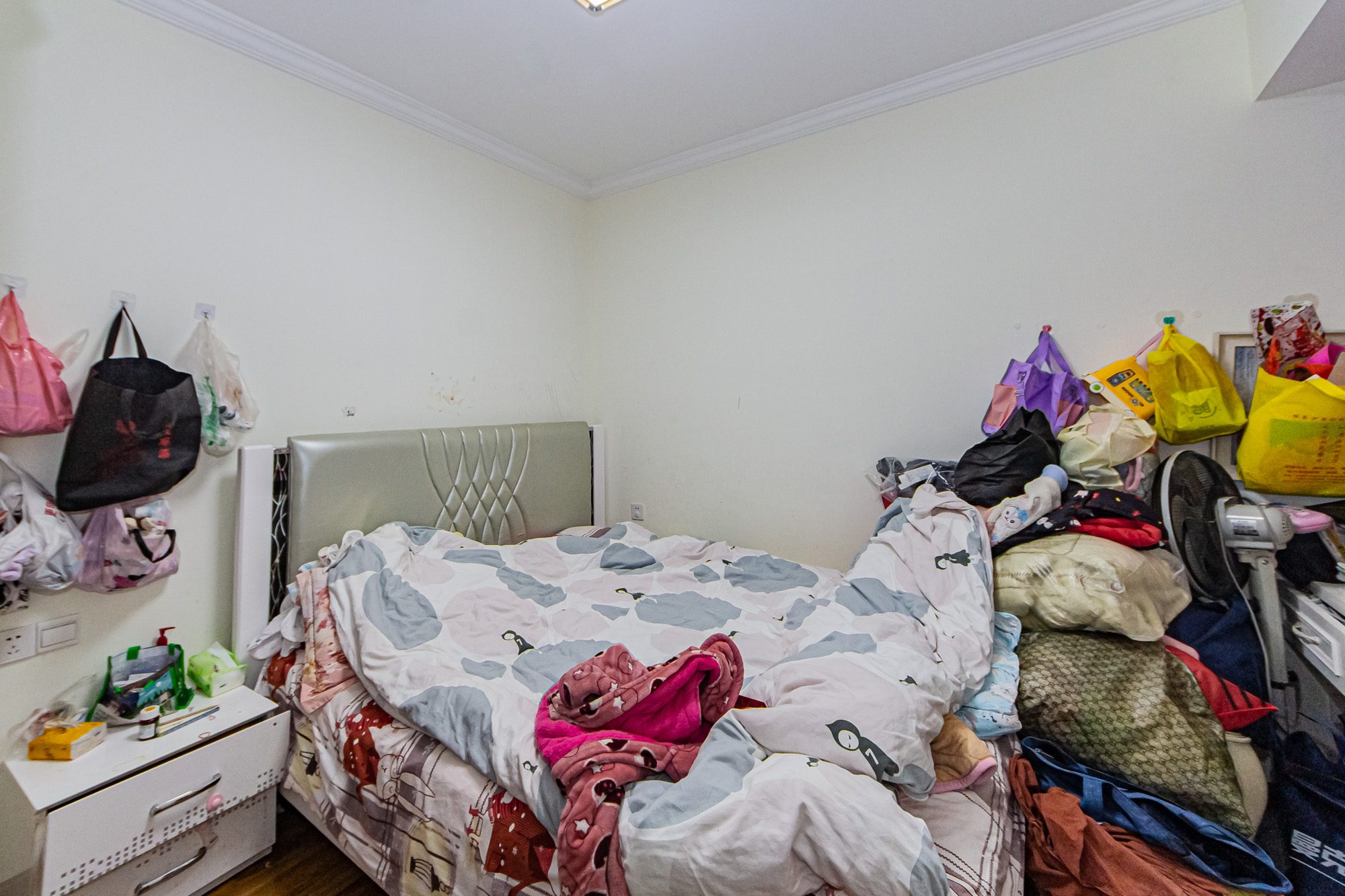 北辰三角洲E6区 3室2厅1卫 145.0万 北辰三角洲E6区 3室2厅1卫 145.0万卧室