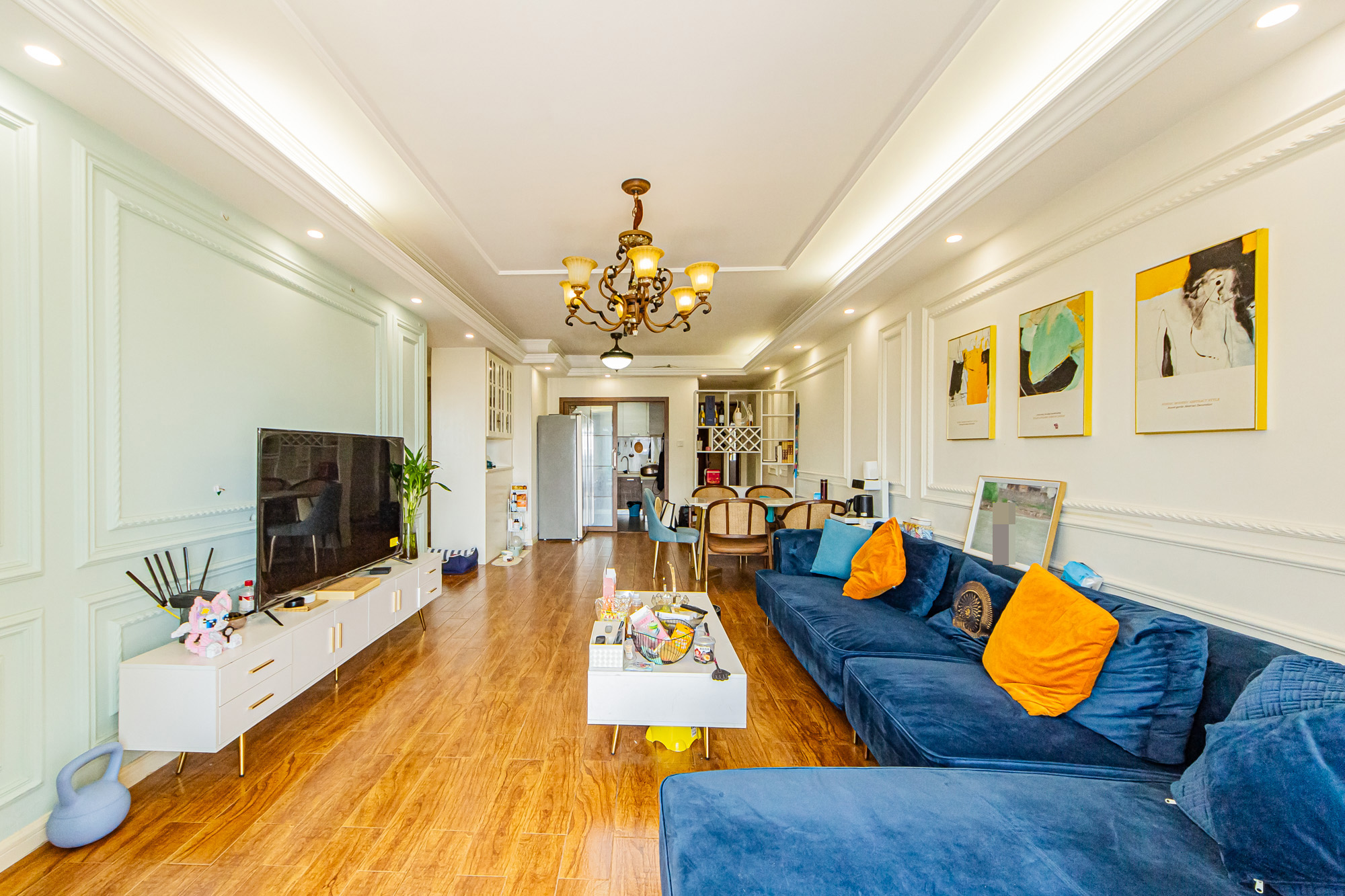 北辰三角洲C2区  3室2厅2卫    145.0万客厅