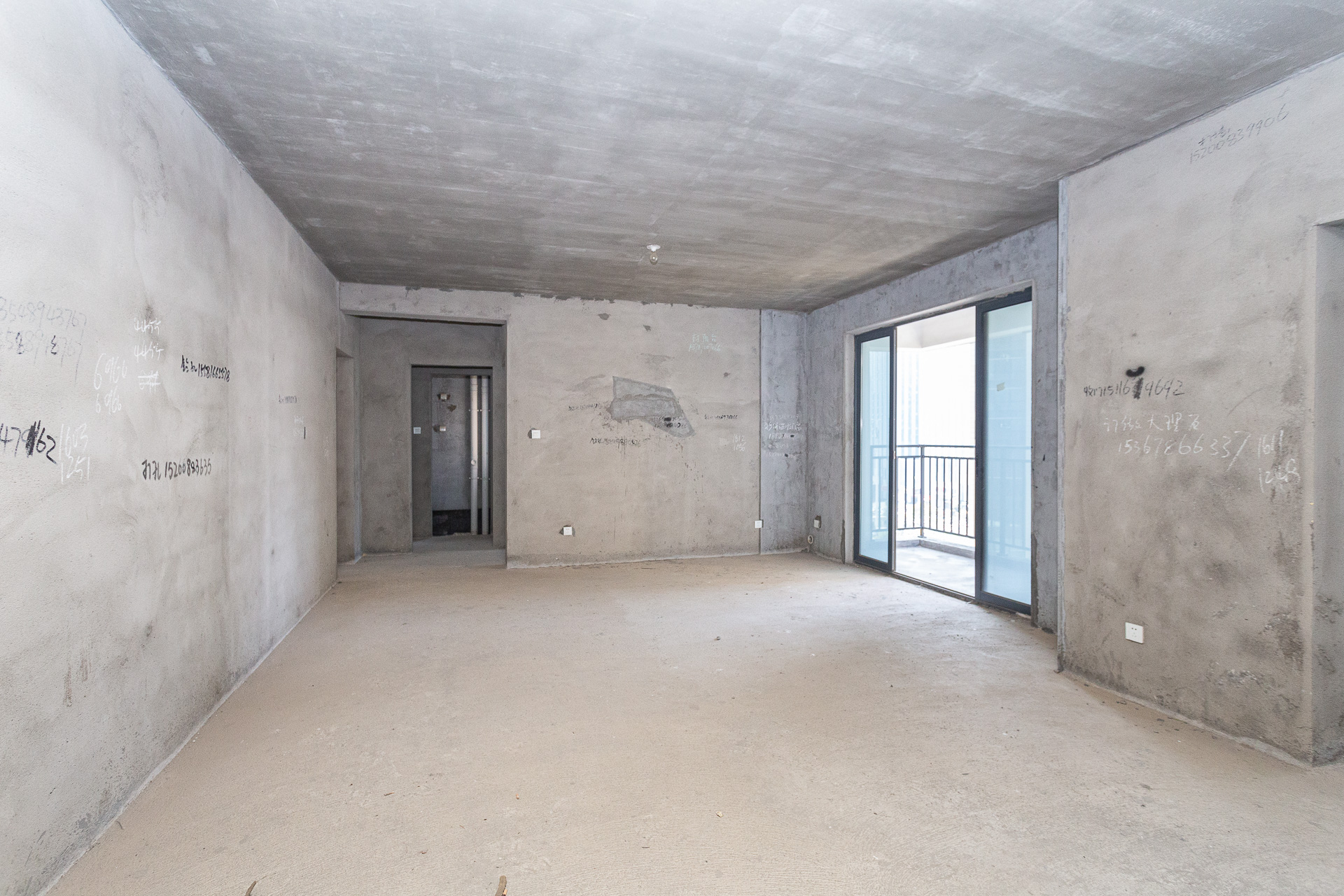 玛丽的花园(金色阳光家园)  3室2厅2卫    98.0万 玛丽的花园(金色阳光家园)  3室2厅2卫    98.0万客厅