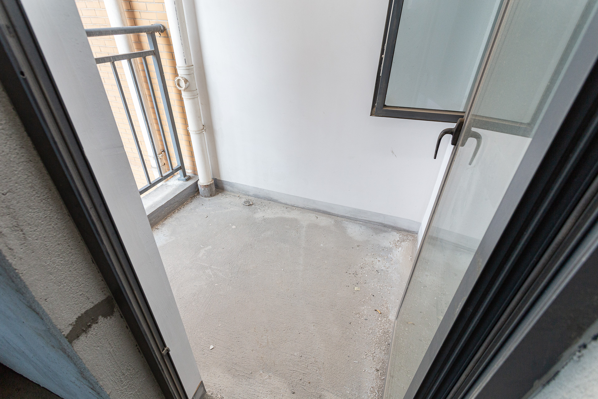 玛丽的花园(金色阳光家园)  3室2厅2卫    98.0万 玛丽的花园(金色阳光家园)  3室2厅2卫    98.0万阳台