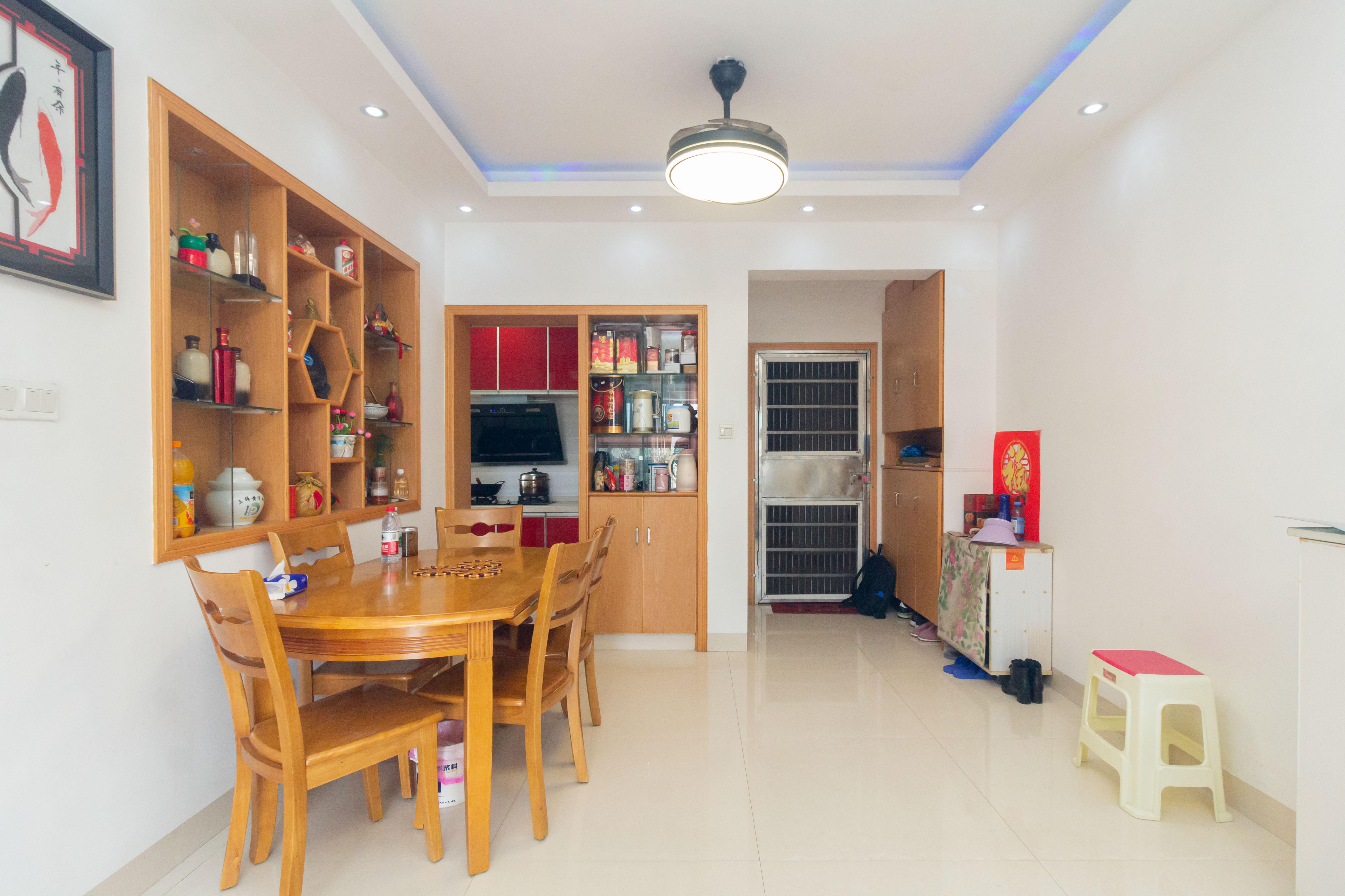 旭辉华庭 2室2厅1卫 52.8万 旭辉华庭 2室2厅1卫 52.8万客厅