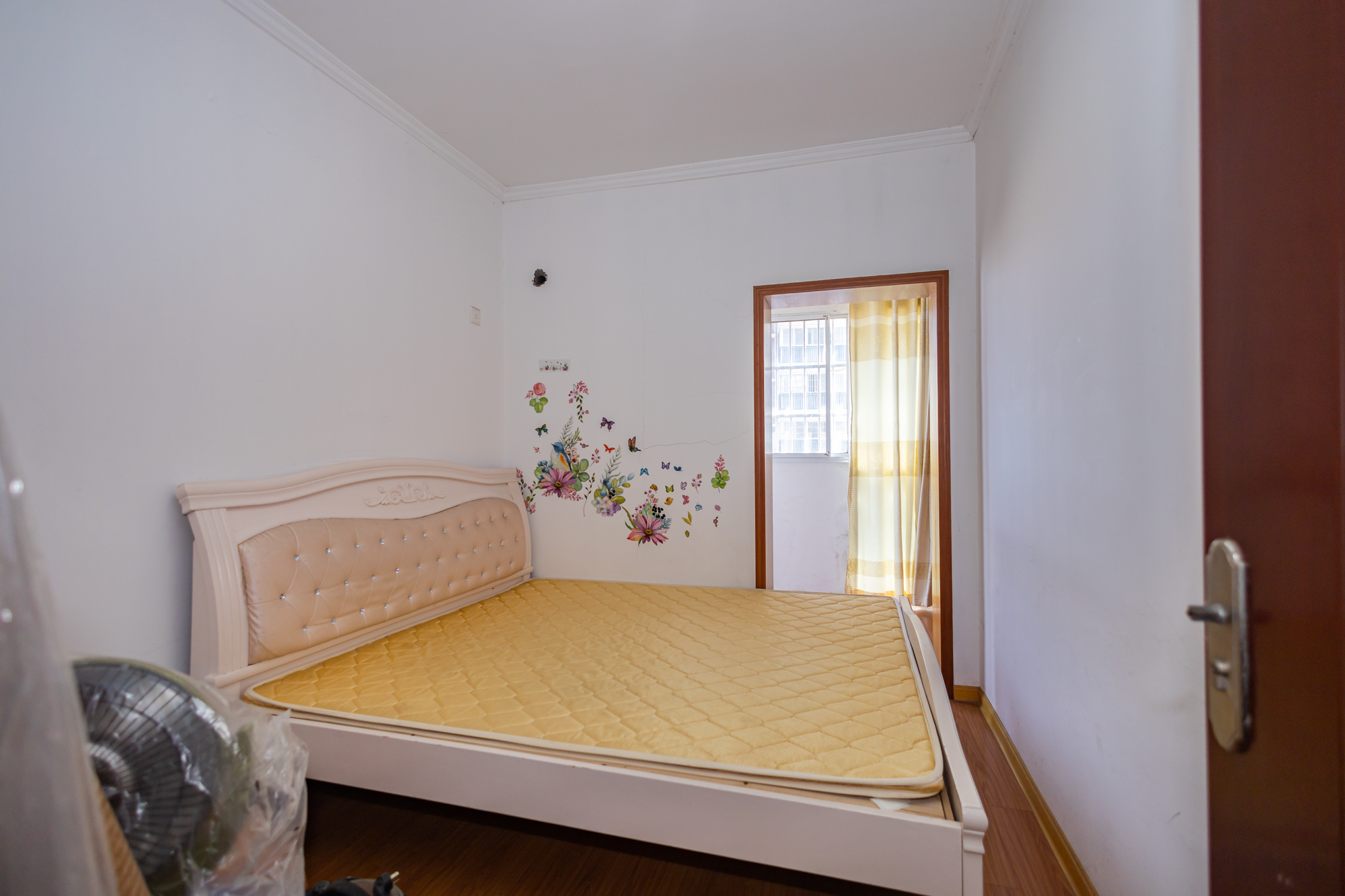 湘楚家园 3室2厅2卫 53.0万 湘楚家园 3室2厅2卫 53.0万卧室