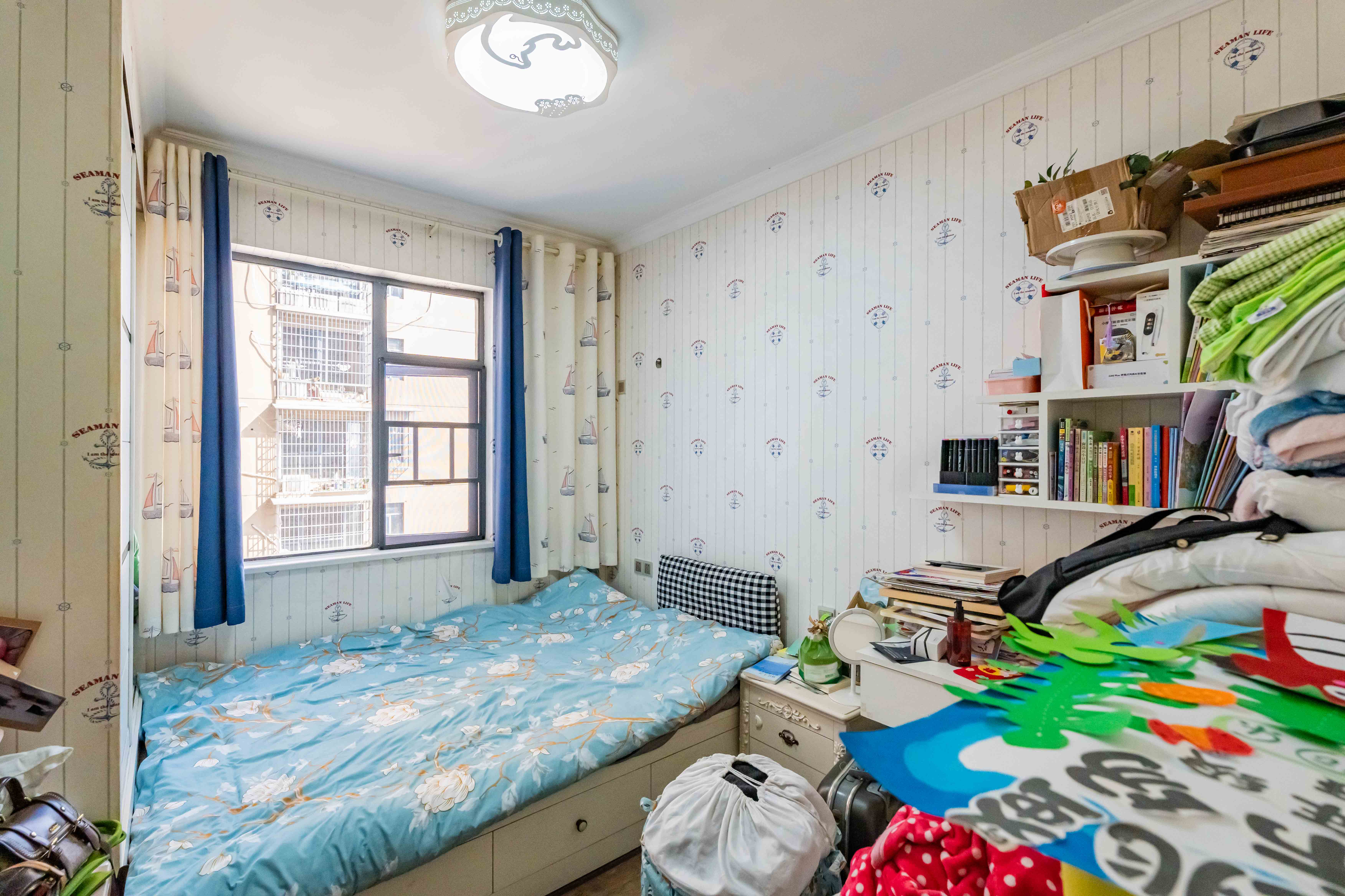 悦湖山 3室2厅1卫 83.0万 悦湖山 3室2厅1卫 83.0万卧室