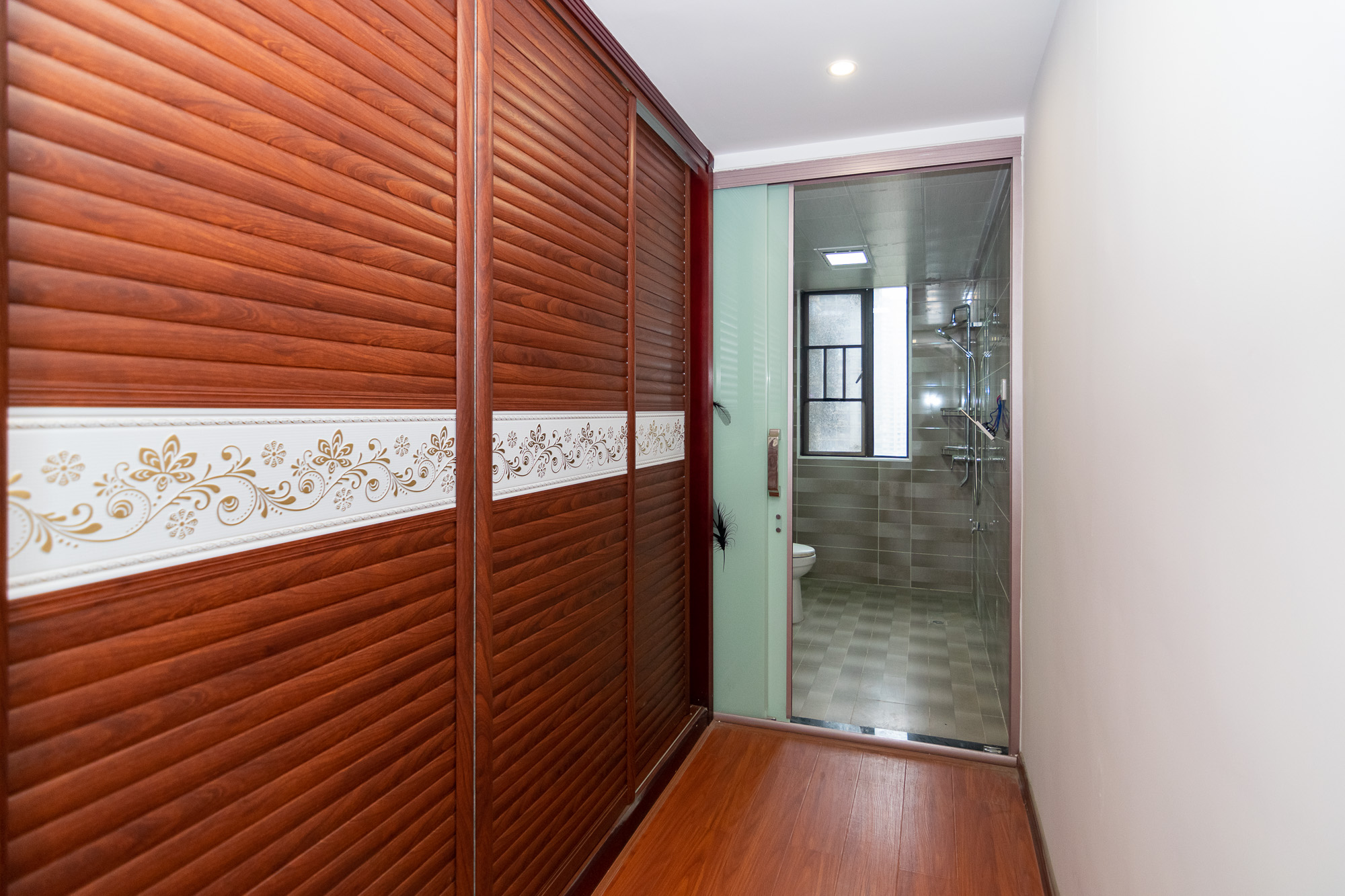 润和长郡(润和紫郡二三期) 4室2厅2卫 125.0万 润和长郡(润和紫郡二三期) 4室2厅2卫 125.0万其他