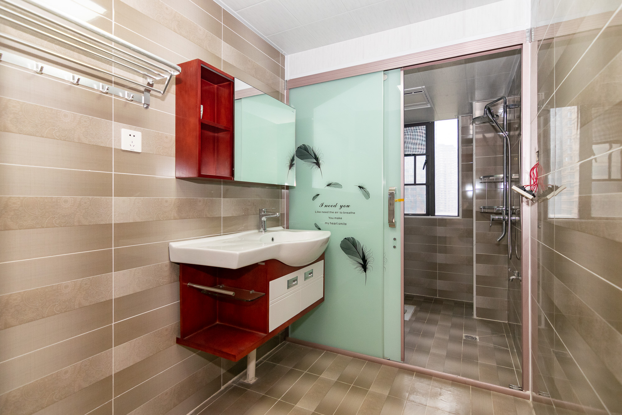 润和长郡(润和紫郡二三期) 4室2厅2卫 125.0万 润和长郡(润和紫郡二三期) 4室2厅2卫 125.0万卫生间