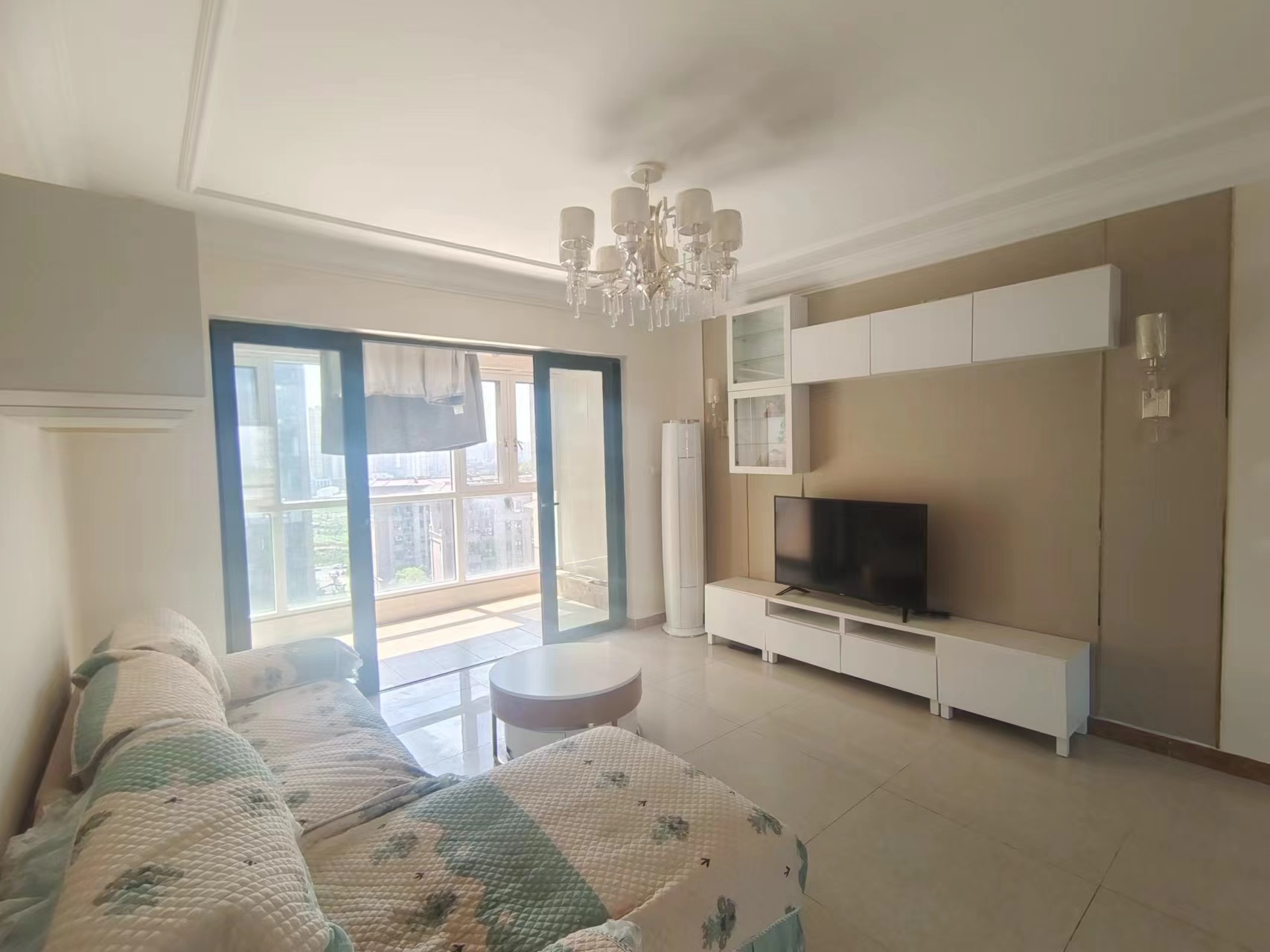 恒大林溪郡 4室2厅2卫 98.0万 恒大林溪郡 4室2厅2卫 98.0万室内图