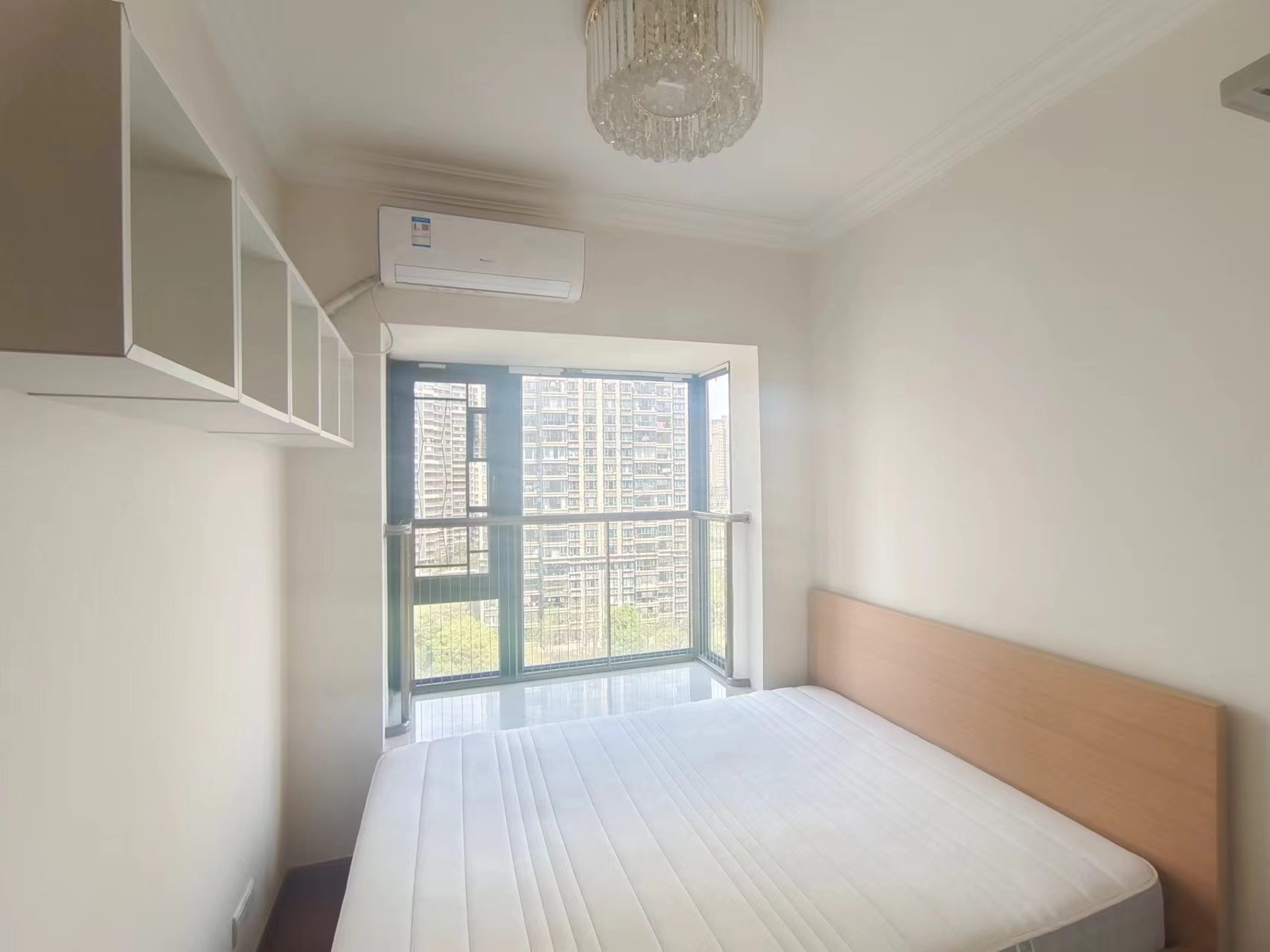 恒大林溪郡 4室2厅2卫 98.0万 恒大林溪郡 4室2厅2卫 98.0万室内图