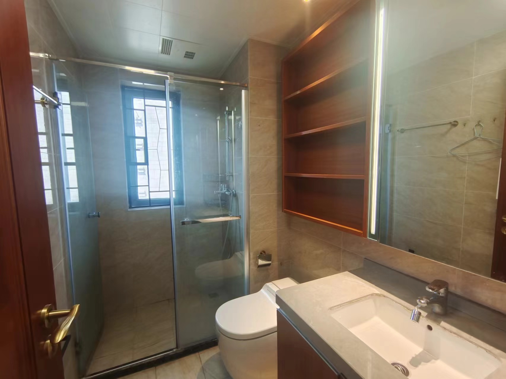 恒大林溪郡 4室2厅2卫 98.0万 恒大林溪郡 4室2厅2卫 98.0万室内图