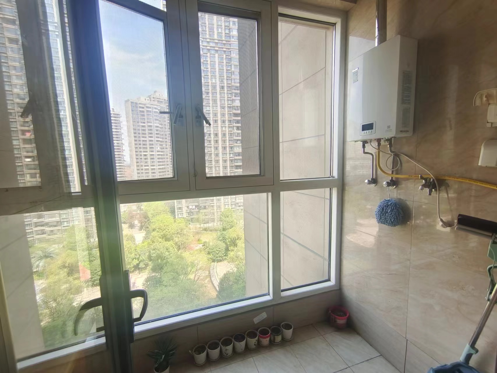 恒大林溪郡 4室2厅2卫 98.0万 恒大林溪郡 4室2厅2卫 98.0万室内图