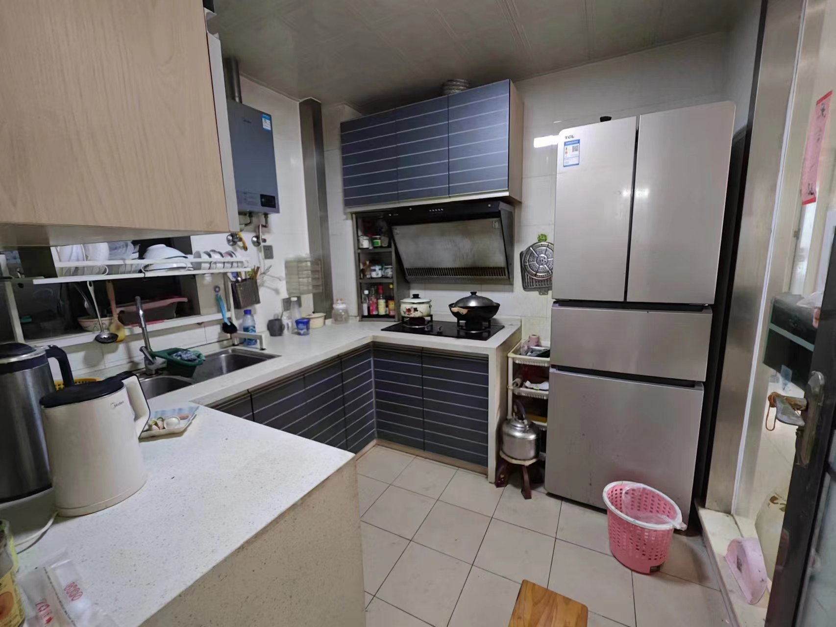 泰山公馆 3室2厅2卫 82.0万 泰山公馆 3室2厅2卫 82.0万室内图