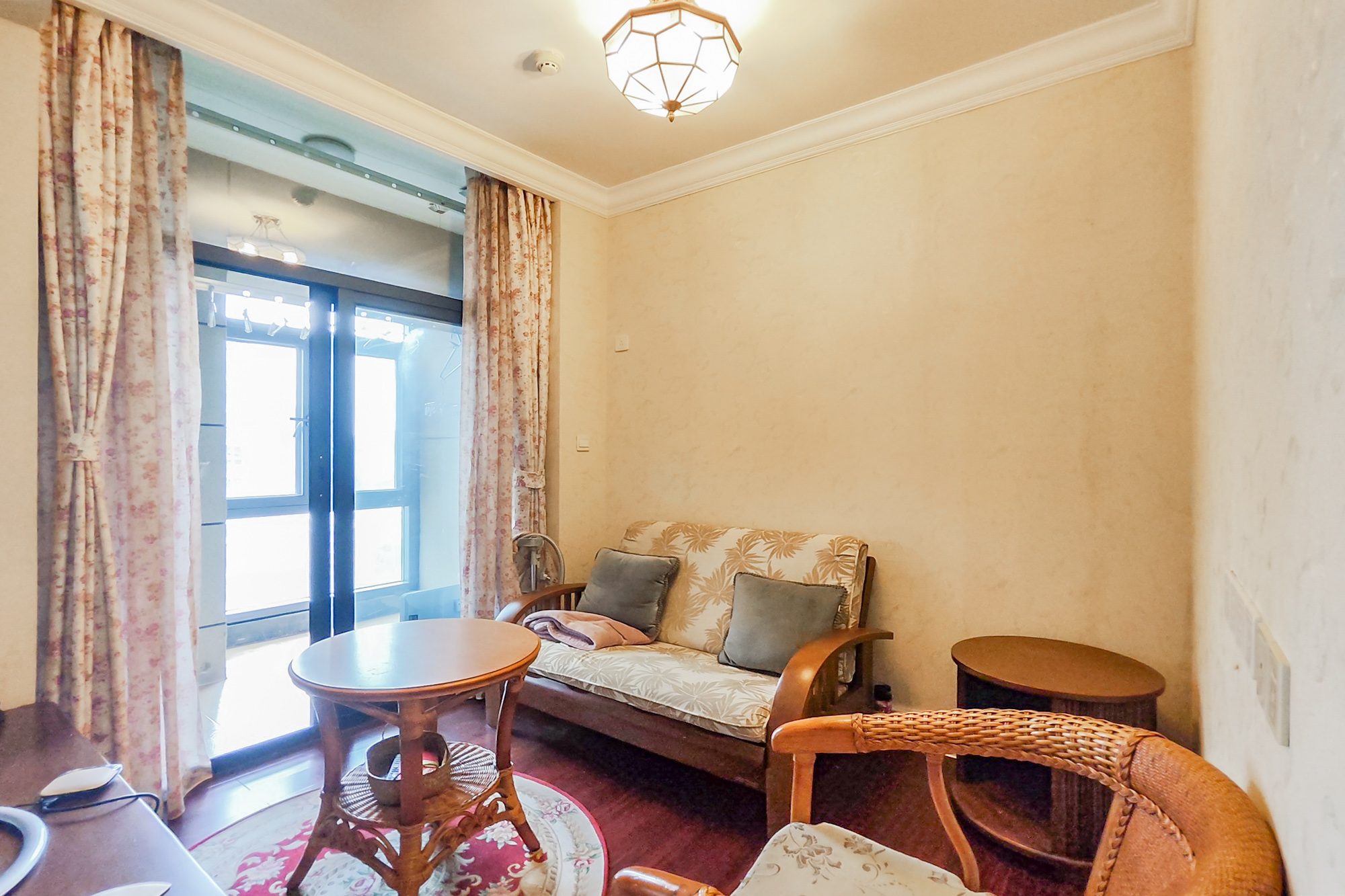 郡原广场 1室1厅1卫 41.8万 郡原广场 1室1厅1卫 41.8万客厅