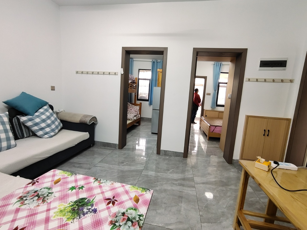 电池厂宿舍 2室1厅1卫 25.0万 电池厂宿舍 2室1厅1卫 25.0万室内图