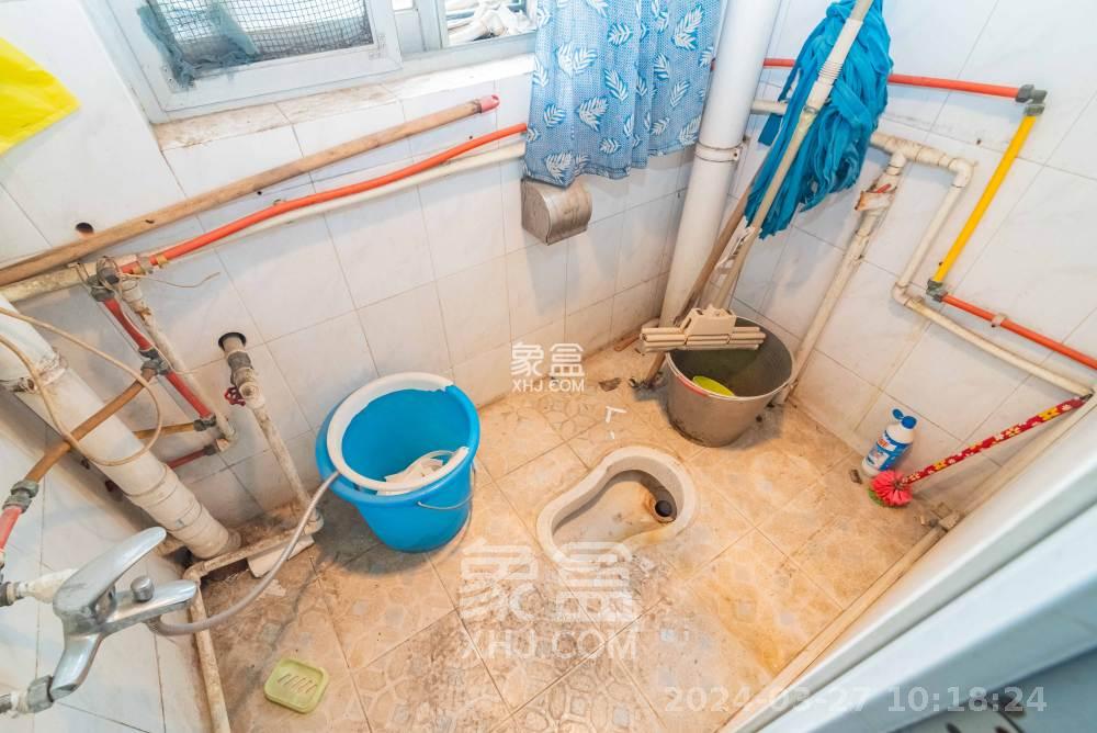 湖南六建伍家岭小区  2室2厅1卫   1000.00元/月室内图
