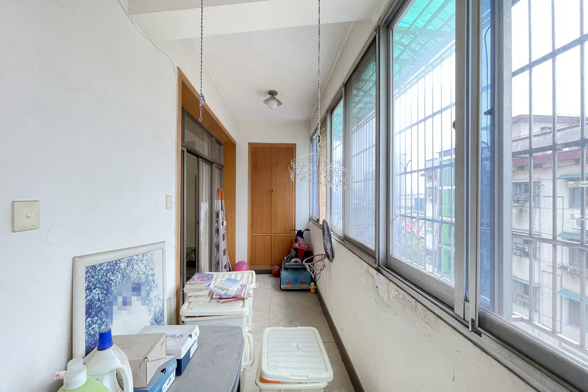 芙蓉区国税局宿舍  3室2厅2卫   104.00万阳台