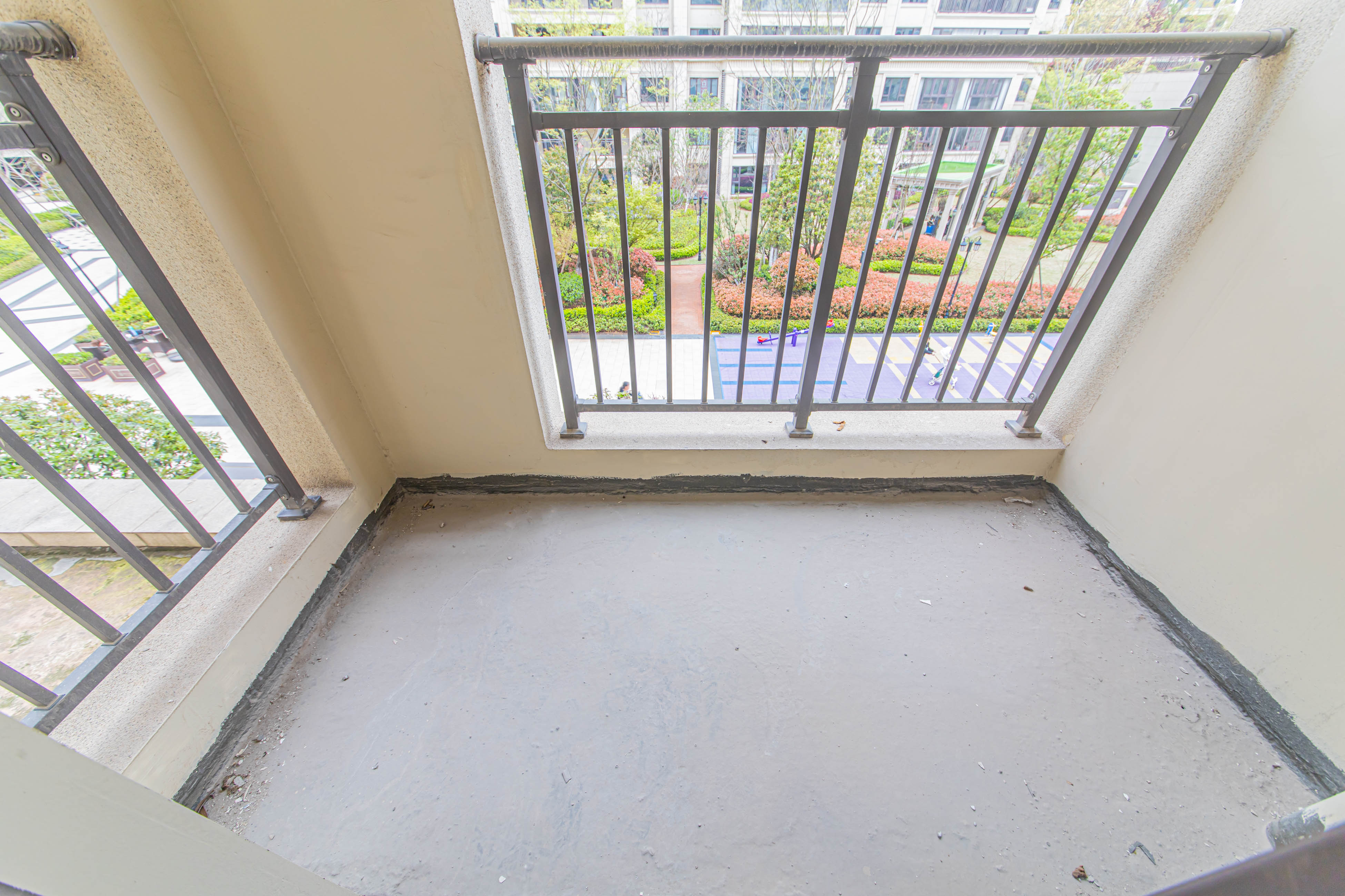 长沙美的梧桐庄园  3室2厅1卫    125.0万 长沙美的梧桐庄园  3室2厅1卫    125.0万阳台