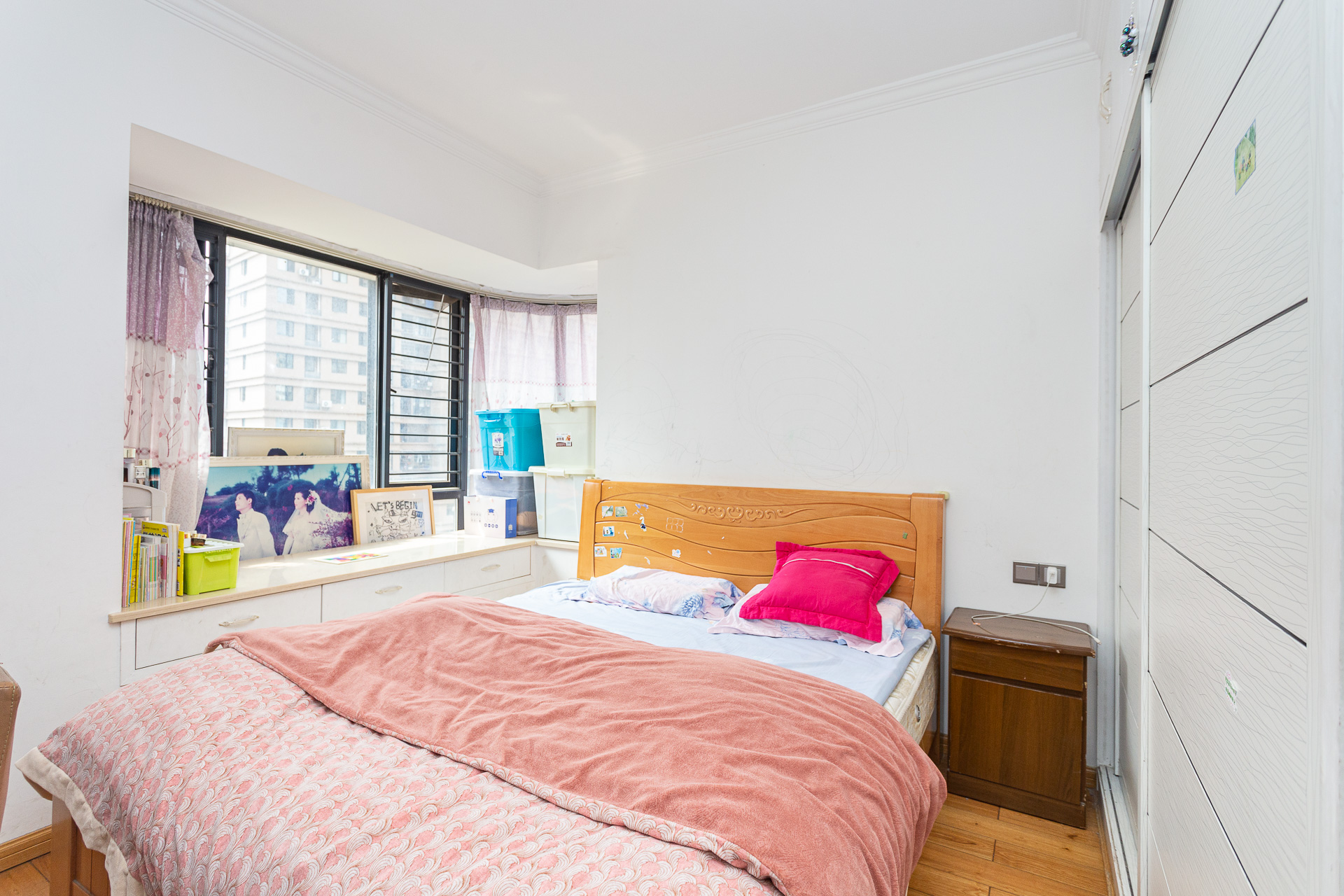 润和之悦(金泽园) 3室2厅1卫 72.0万 润和之悦(金泽园) 3室2厅1卫 72.0万卧室