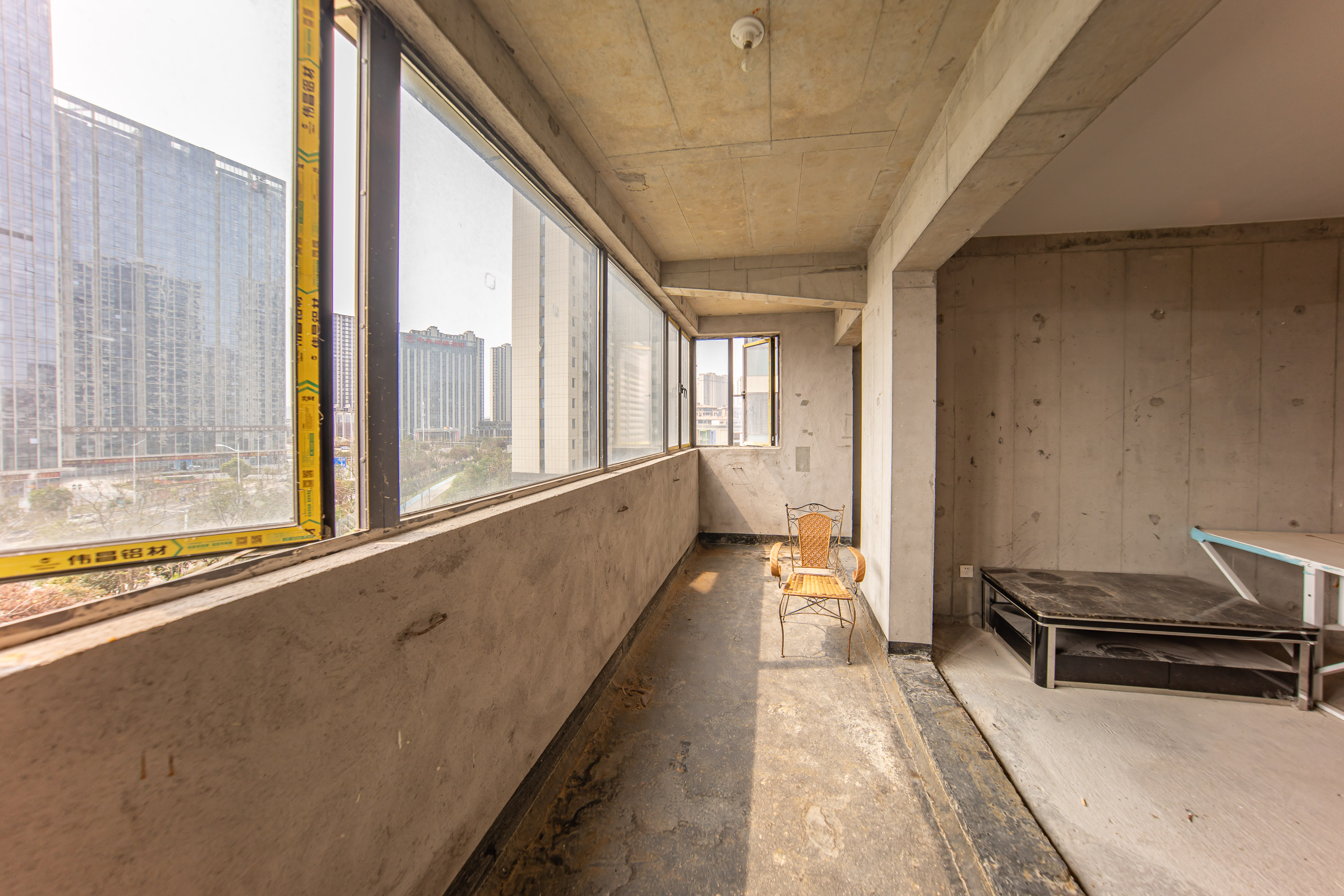 中国铁建京师璟台  3室2厅2卫   110.00万阳台