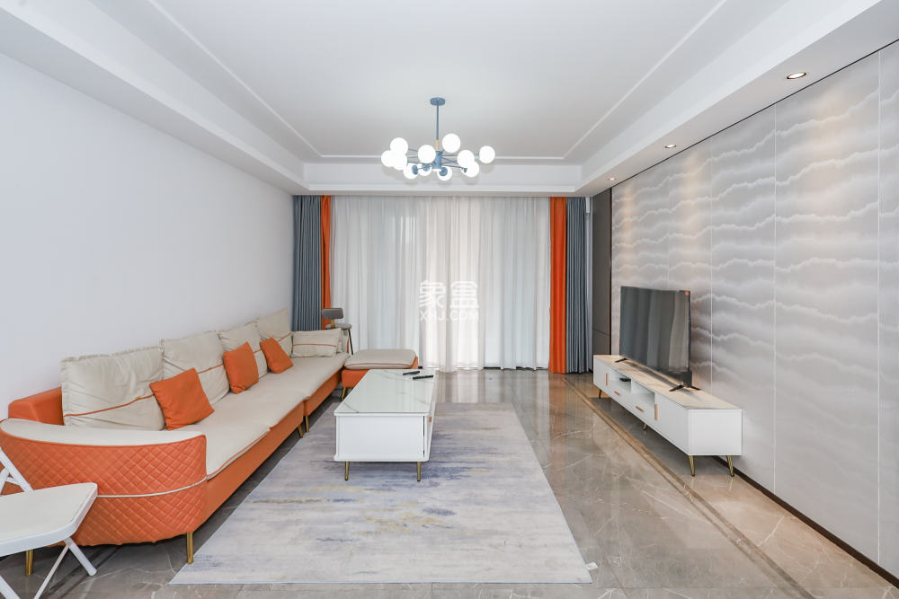 金茂建发泊悦  4室2厅2卫    169.0万