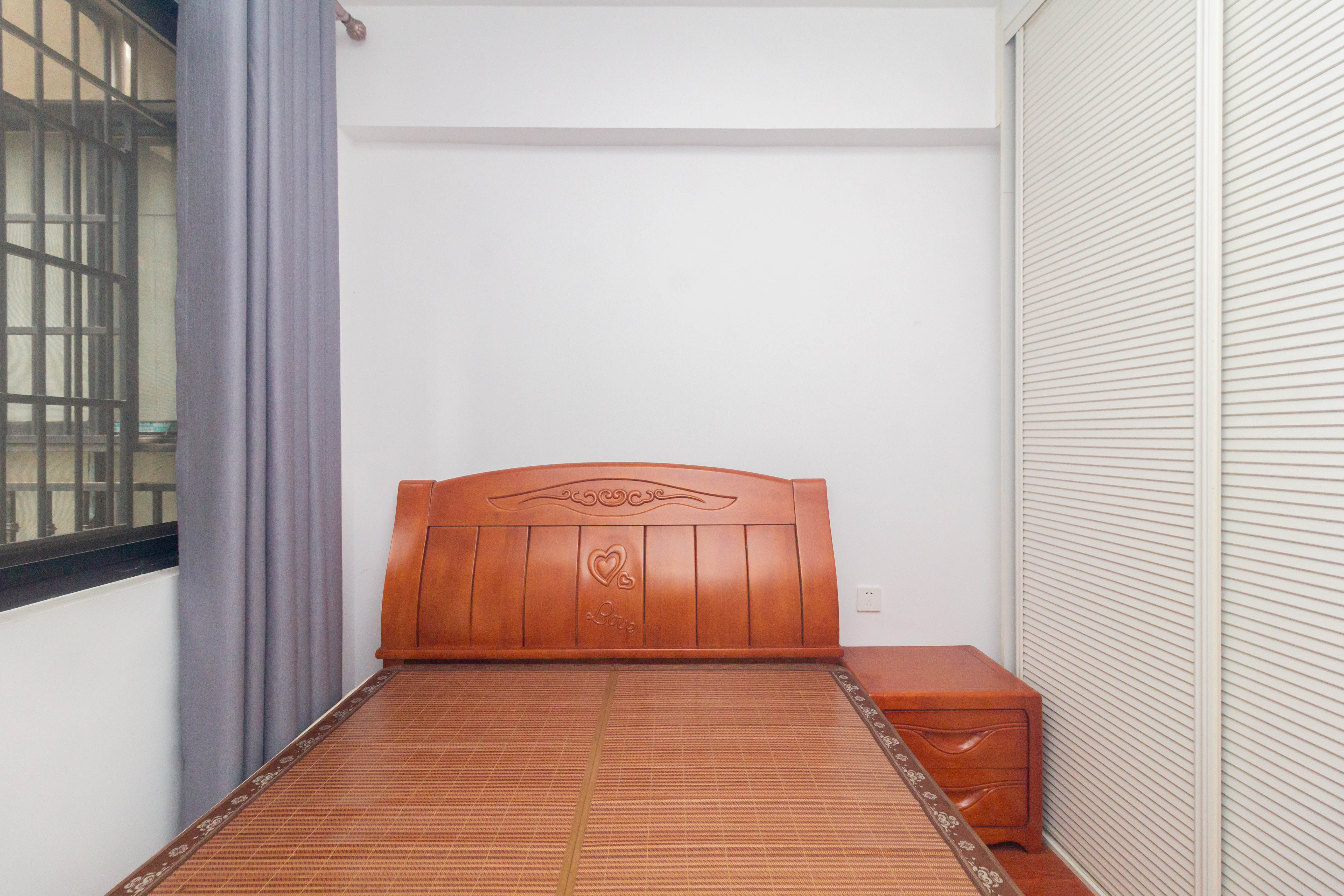 康桥长郡  2室2厅1卫   53.00万卧室