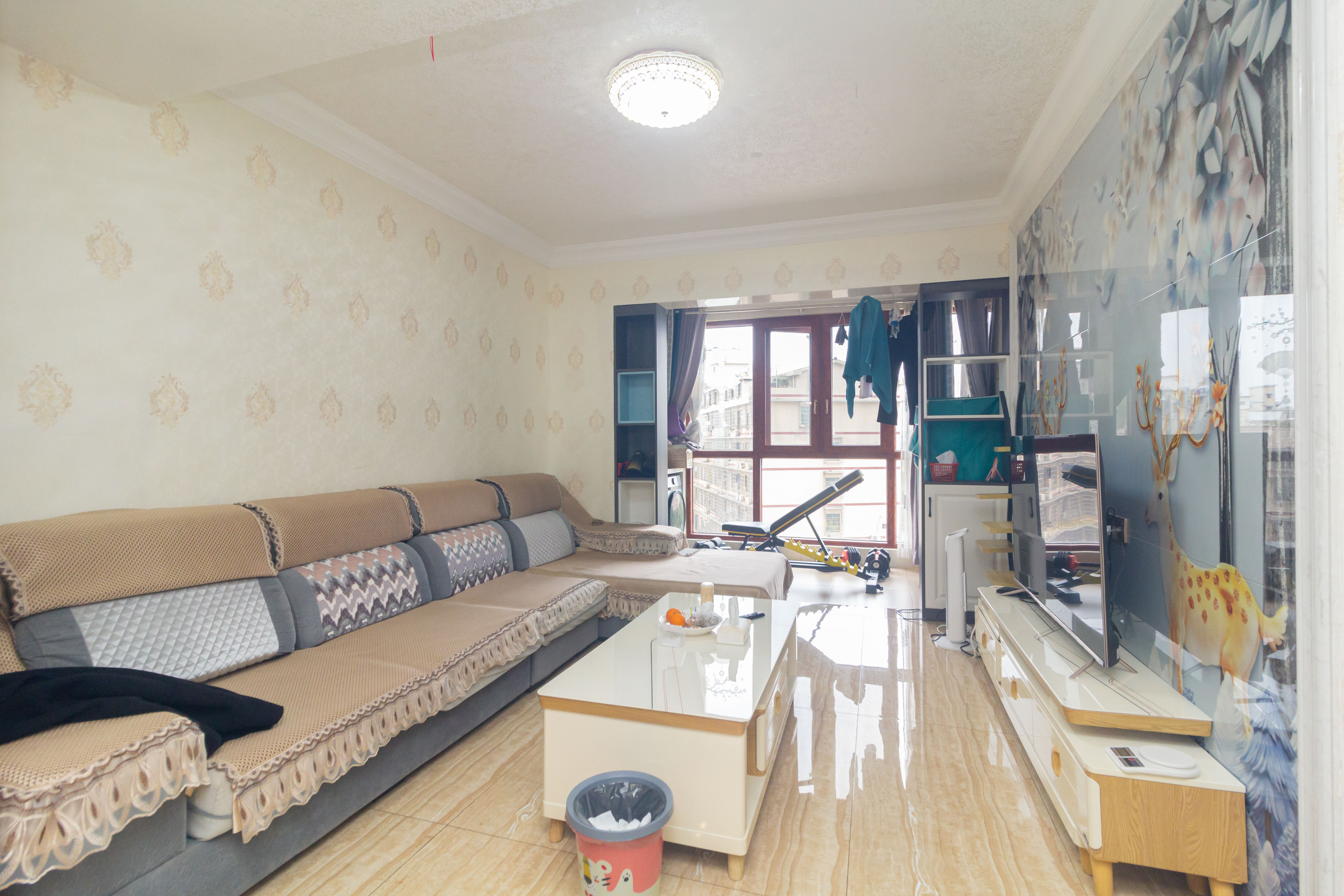 碧桂园星城首府 3室2厅2卫 86.0万 碧桂园星城首府 3室2厅2卫 86.0万客厅