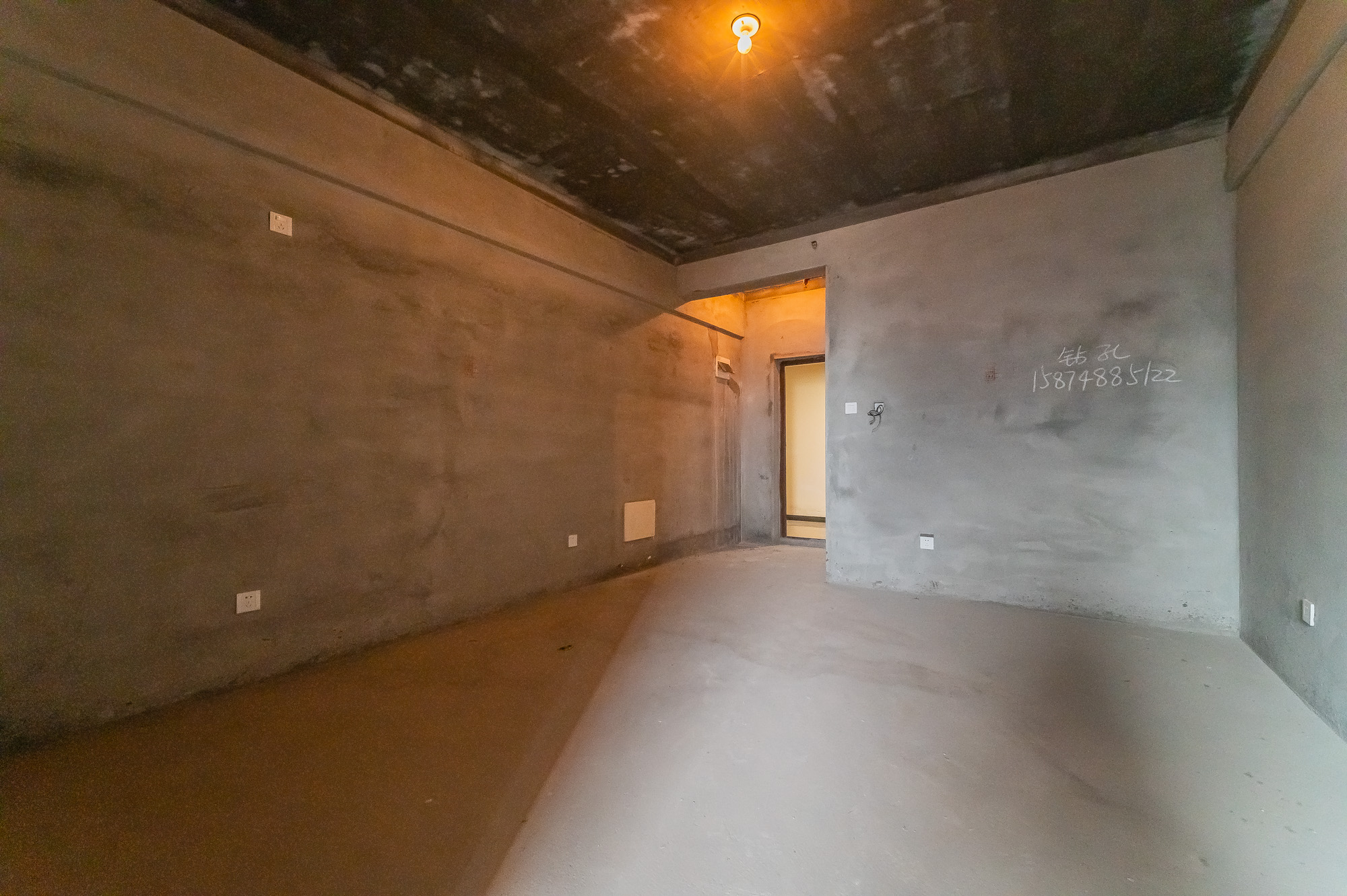 未来漫城  1室0厅1卫    32.0万 未来漫城  1室0厅1卫    32.0万客厅