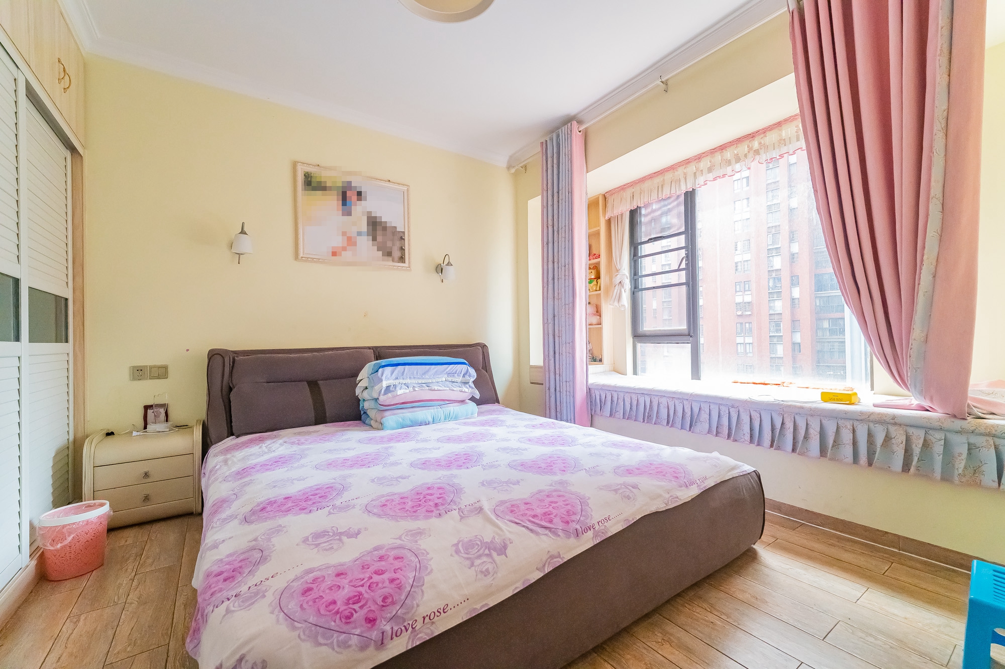 华润凤凰城二期 3室2厅1卫 65.8万 华润凤凰城二期 3室2厅1卫 65.8万卧室