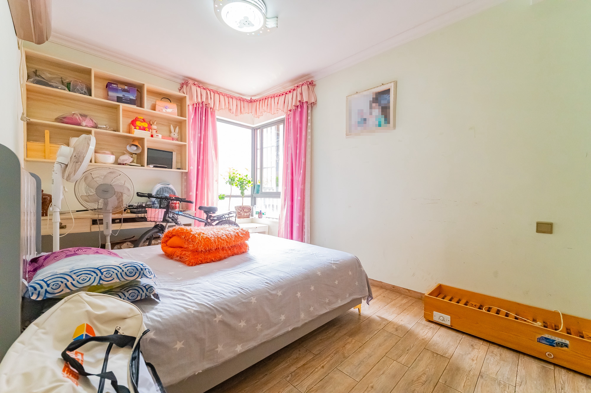 华润凤凰城二期 3室2厅1卫 65.8万 华润凤凰城二期 3室2厅1卫 65.8万卧室