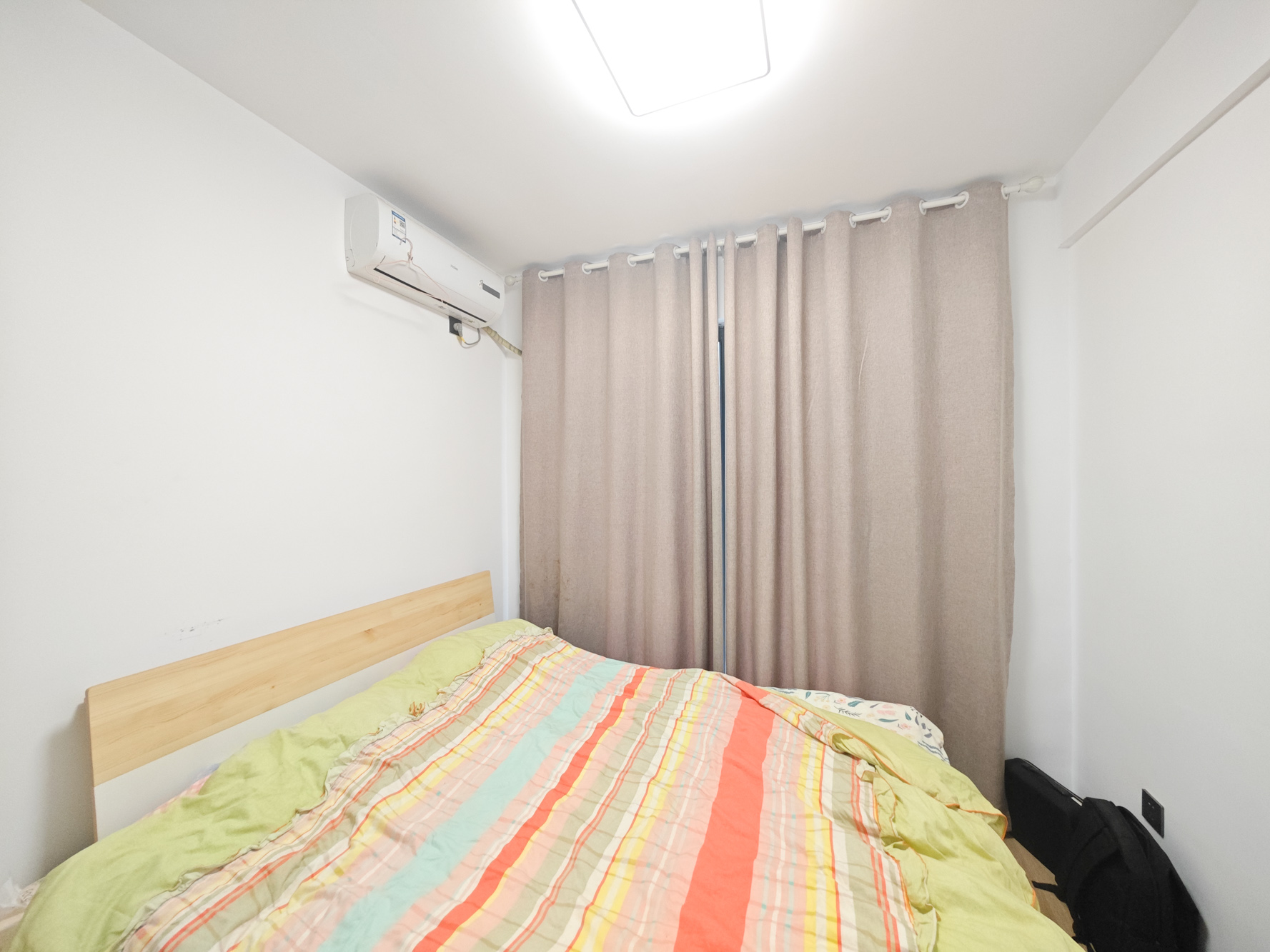 中建嘉和城  4室2厅2卫   150.00万卧室
