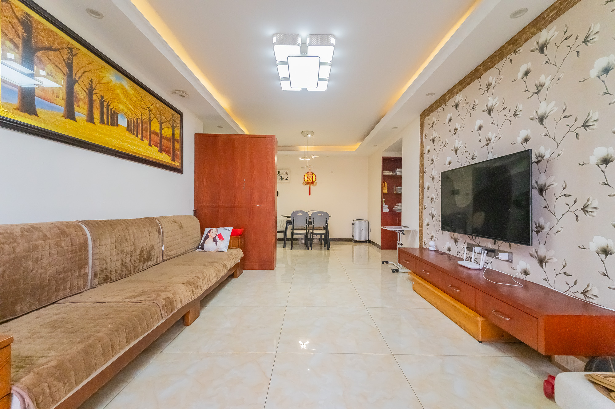 深业睿城 0室0厅0卫 102.0万 深业睿城 0室0厅0卫 102.0万客厅