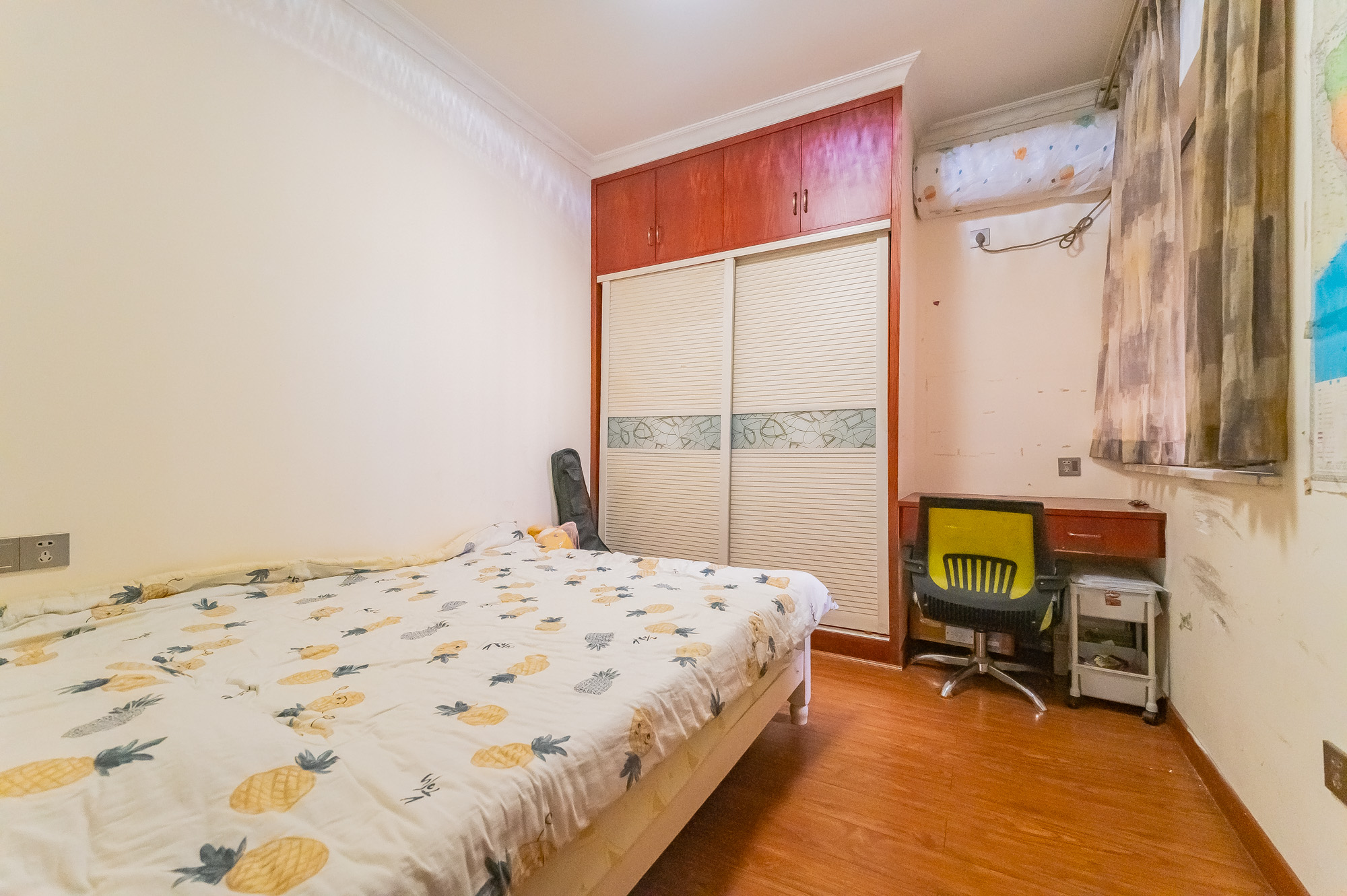 深业睿城 0室0厅0卫 102.0万 深业睿城 0室0厅0卫 102.0万卧室