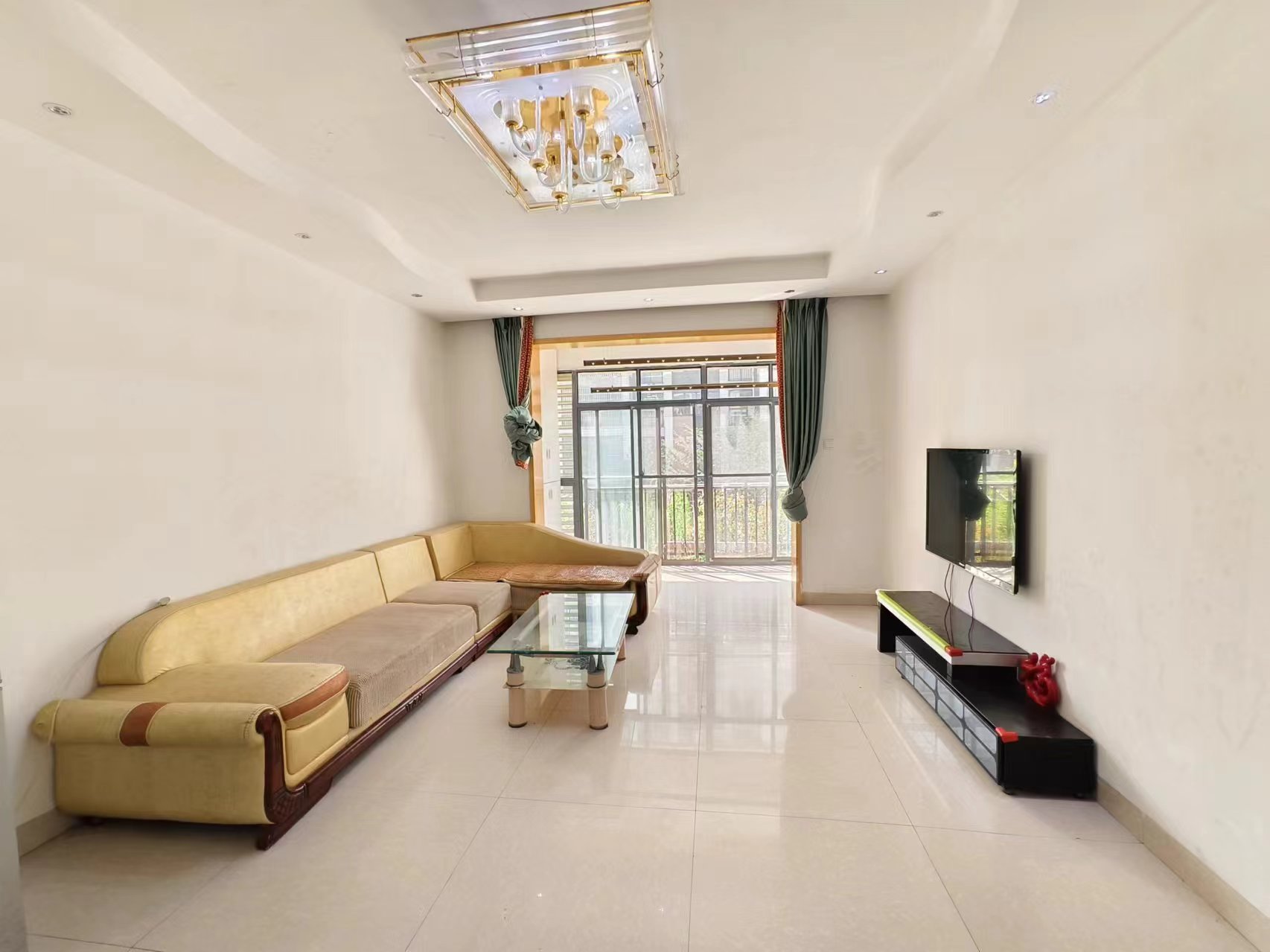 印象华都 3室2厅1卫 45.0万 印象华都 3室2厅1卫 45.0万室内图