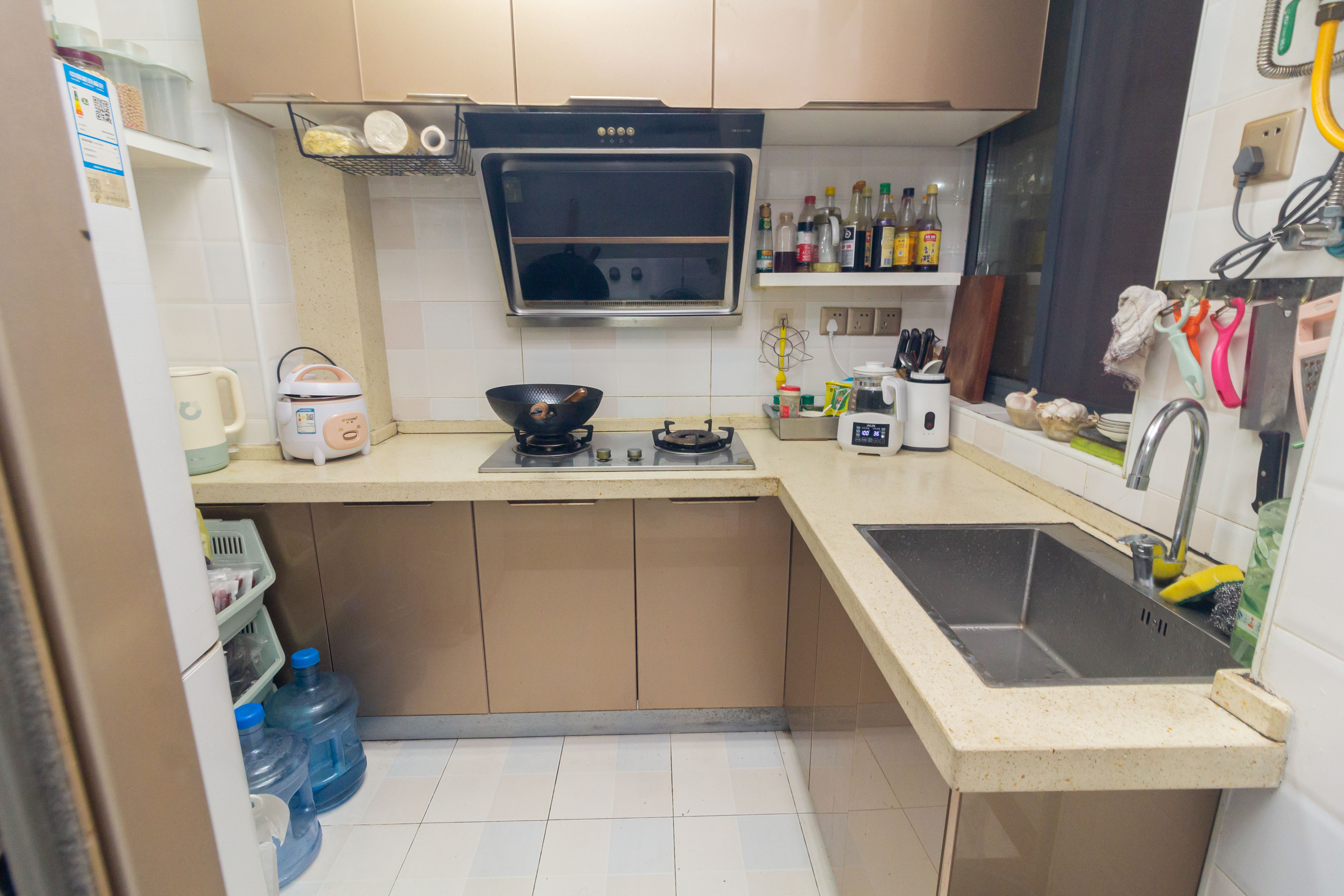 高林仕家  2室2厅1卫    43.8万 高林仕家  2室2厅1卫    43.8万厨房