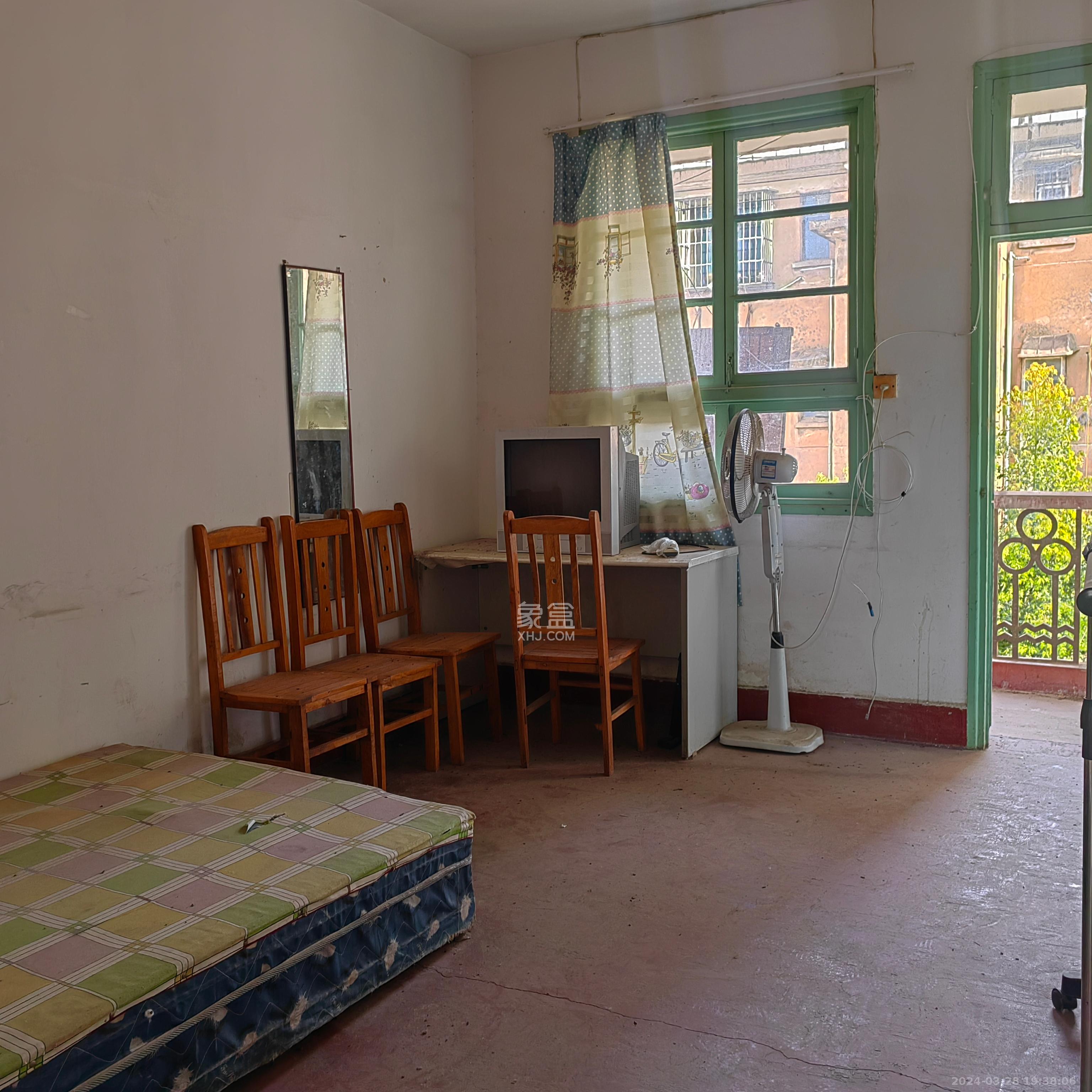 三印宿舍 3室1厅1卫 1600.0元/月 三印宿舍 3室1厅1卫 1600.0元/月室内图