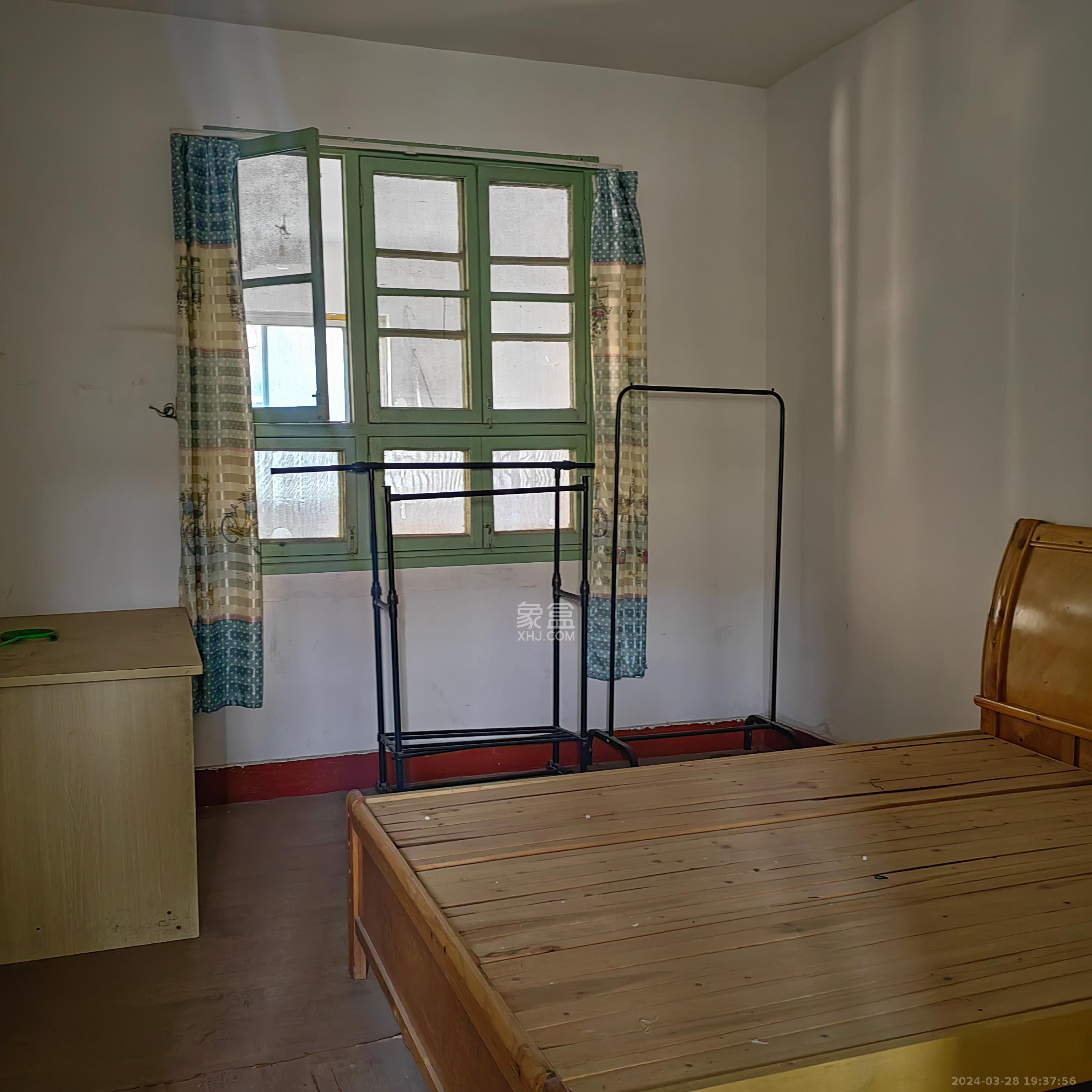 三印宿舍 3室1厅1卫 1600.0元/月 三印宿舍 3室1厅1卫 1600.0元/月室内图