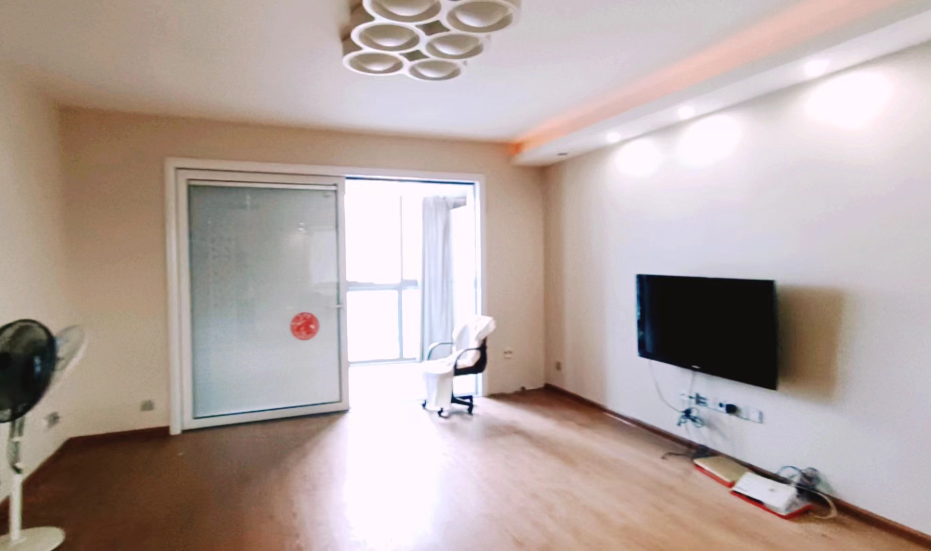 丽景滨江  4室3厅2卫    110.0万 丽景滨江  4室3厅2卫    110.0万室内图