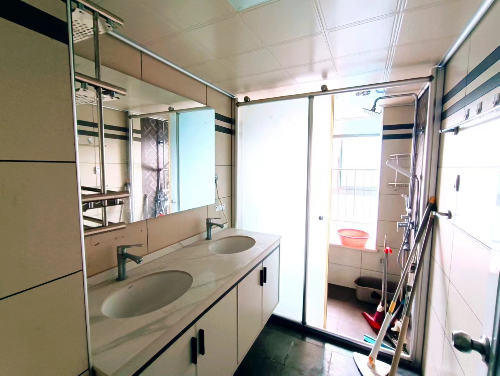 丽景滨江  4室3厅2卫    110.0万 丽景滨江  4室3厅2卫    110.0万室内图