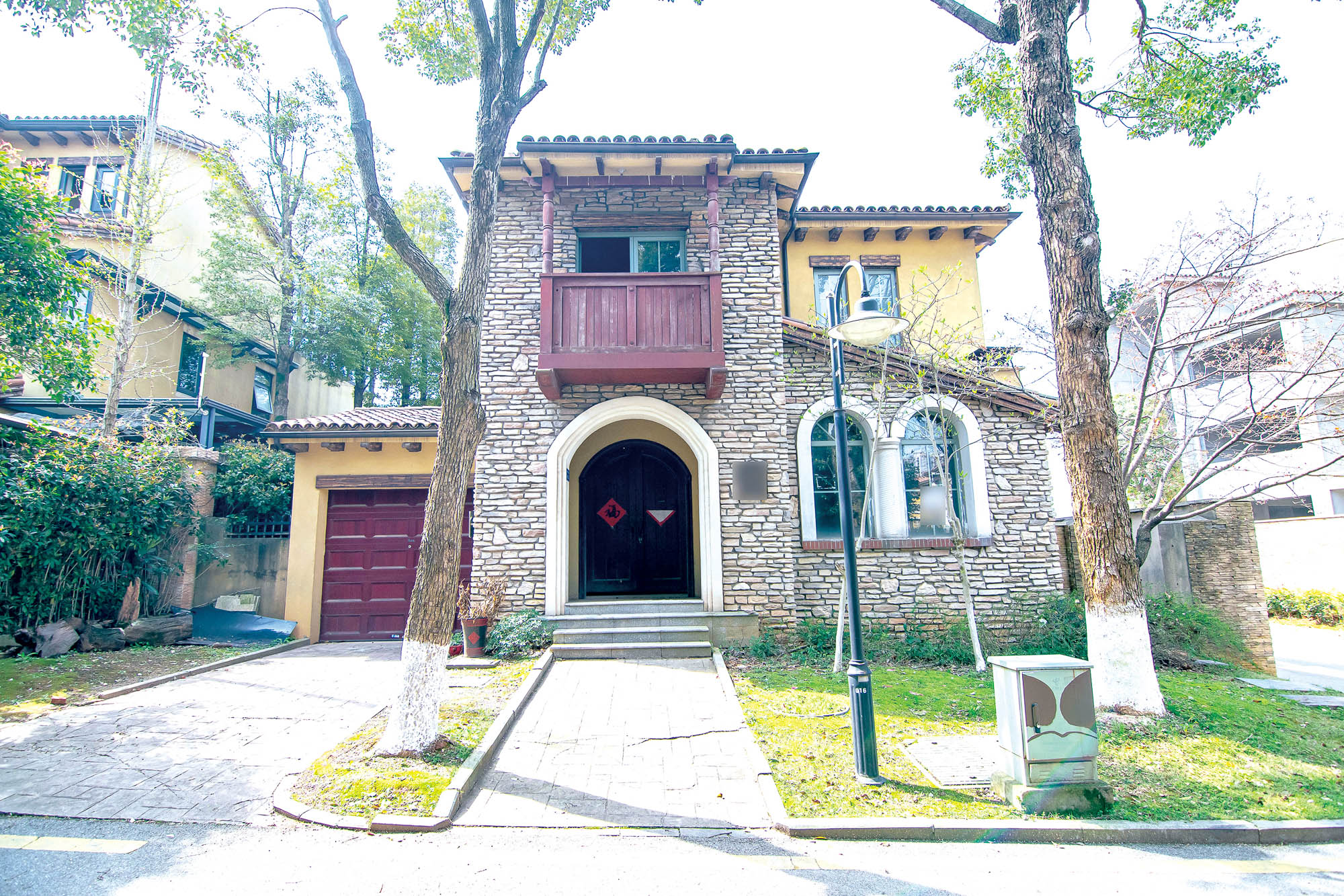 中粮北纬28°别墅  8室4厅6卫    568.0万其他