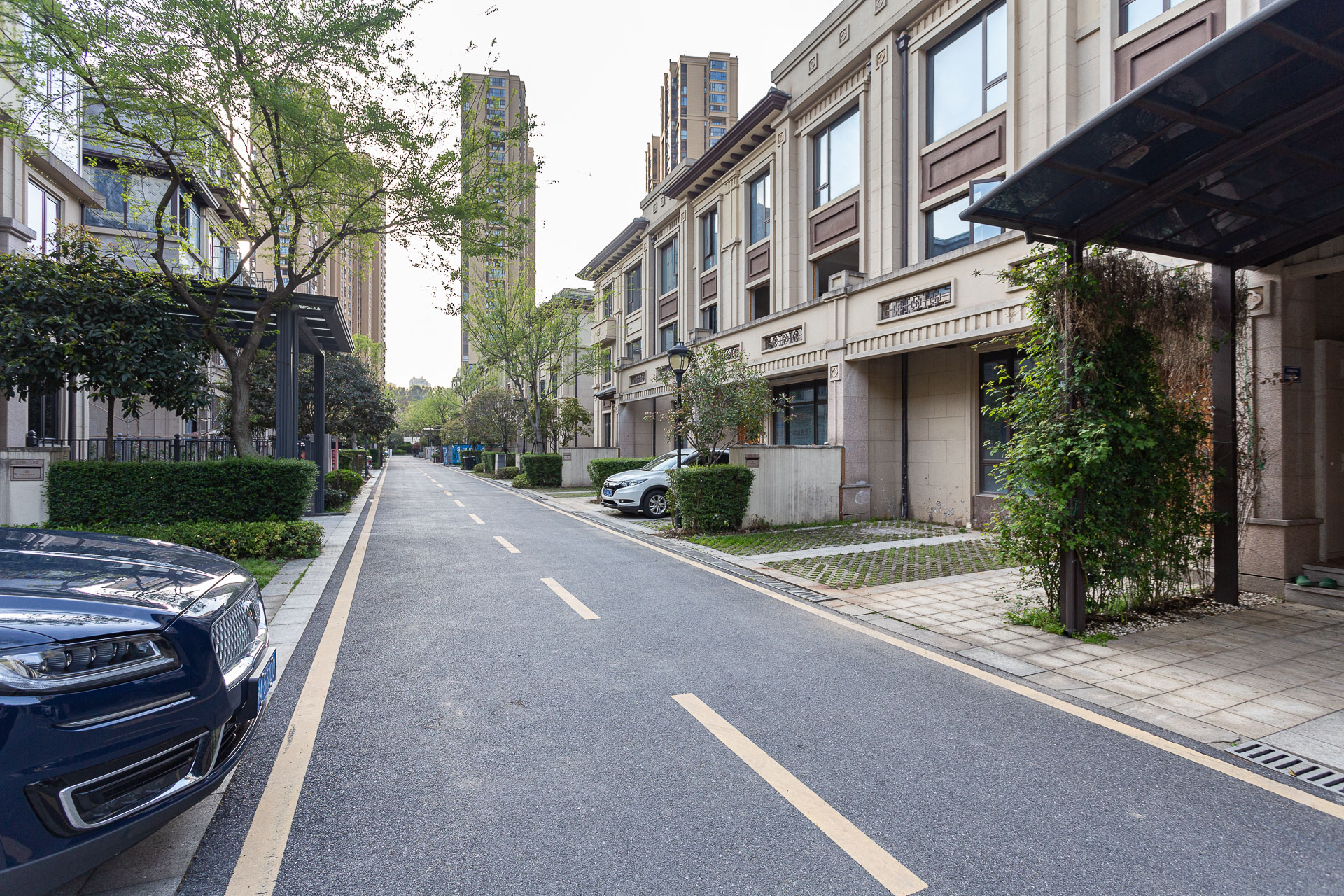 龙湖璟宸原著(龙湖紫宸)  5室2厅4卫    380.0万 龙湖璟宸原著(龙湖紫宸)  5室2厅4卫    380.0万其他