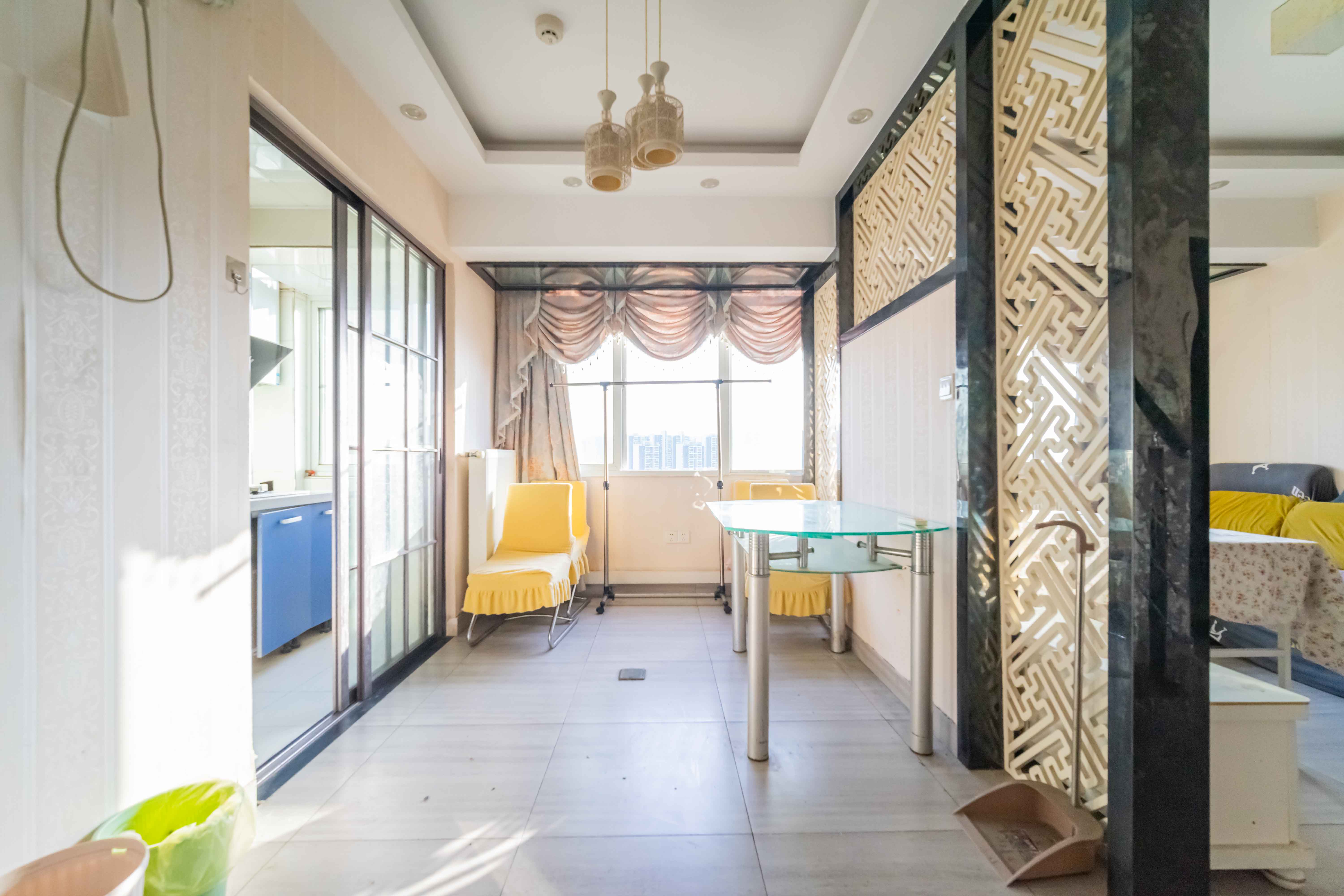金色loft（鑫秋大厦）  2室2厅1卫   56.00万客厅