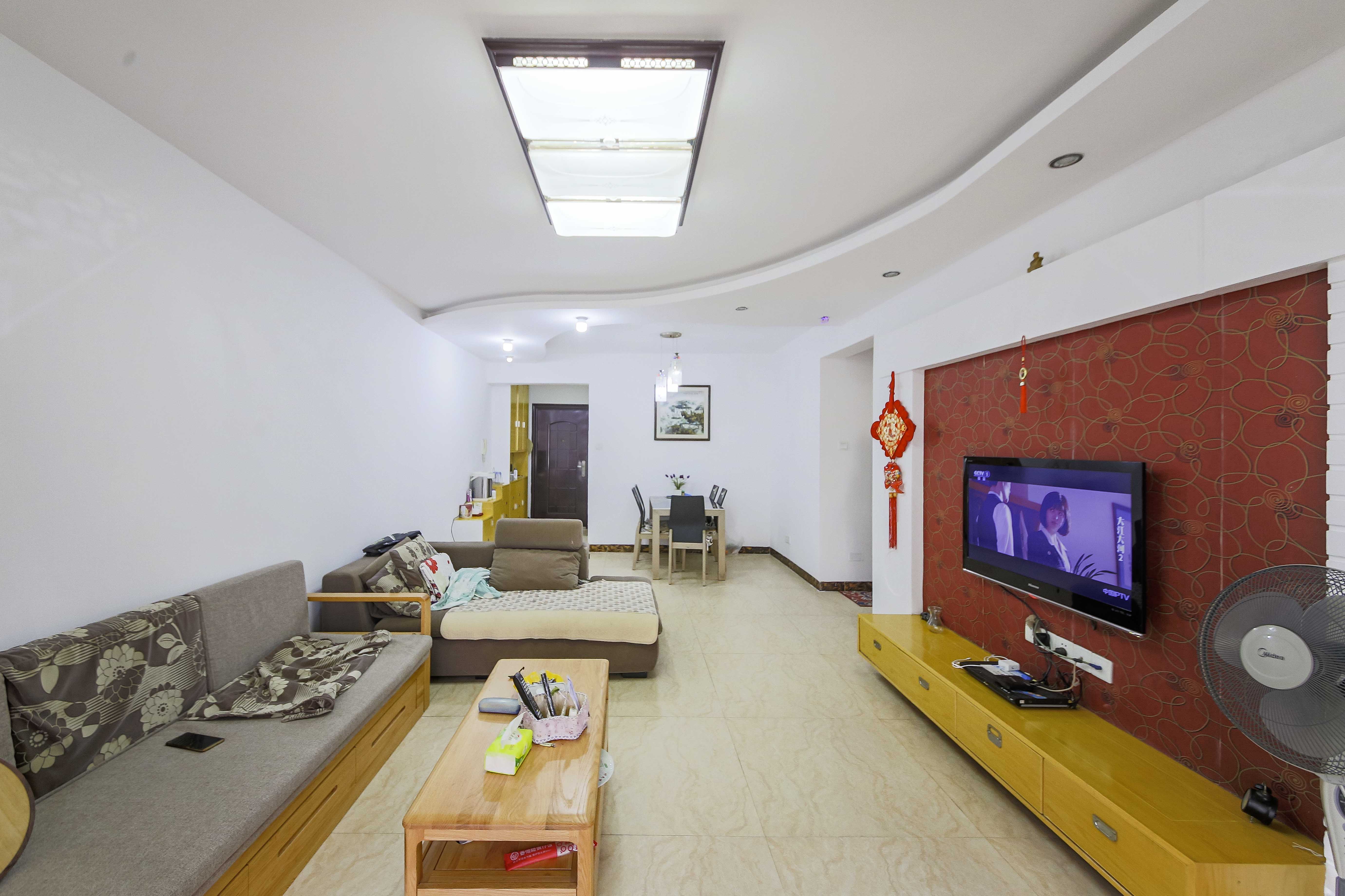 弘欣公寓  2室2厅1卫    50.8万 弘欣公寓  2室2厅1卫    50.8万