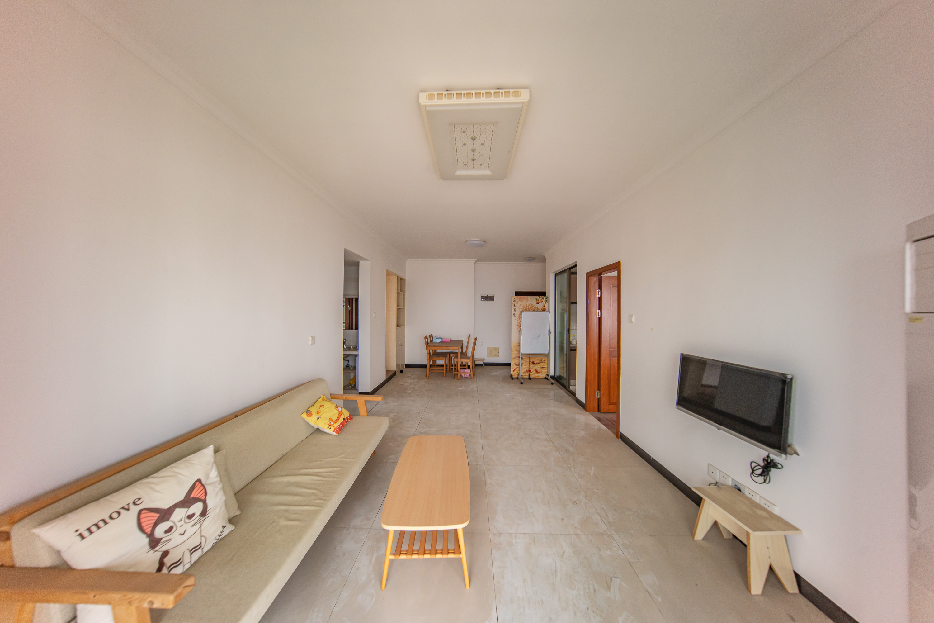 江山帝景雅典 3室2厅1卫 72.0万 江山帝景雅典 3室2厅1卫 72.0万客厅