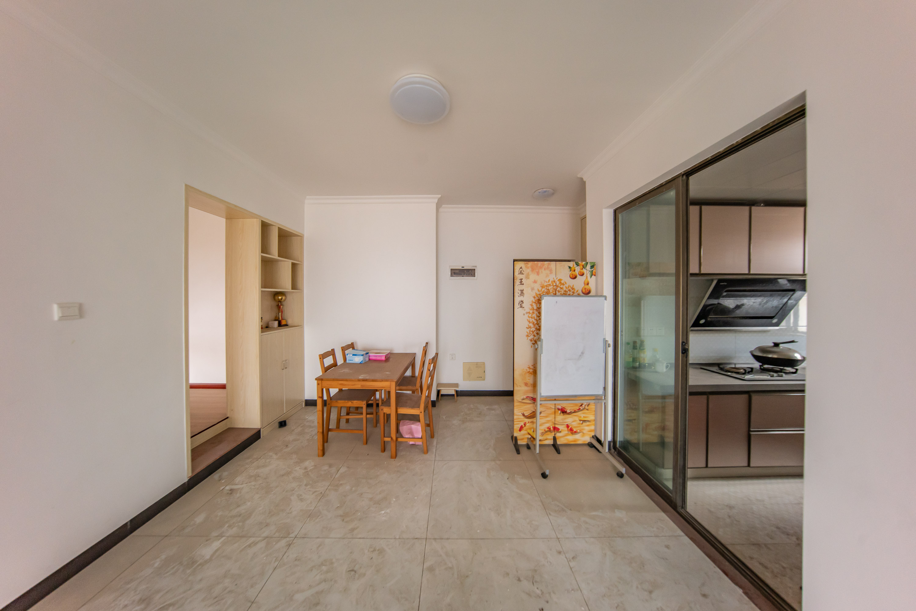 江山帝景雅典 3室2厅1卫 72.0万 江山帝景雅典 3室2厅1卫 72.0万客厅