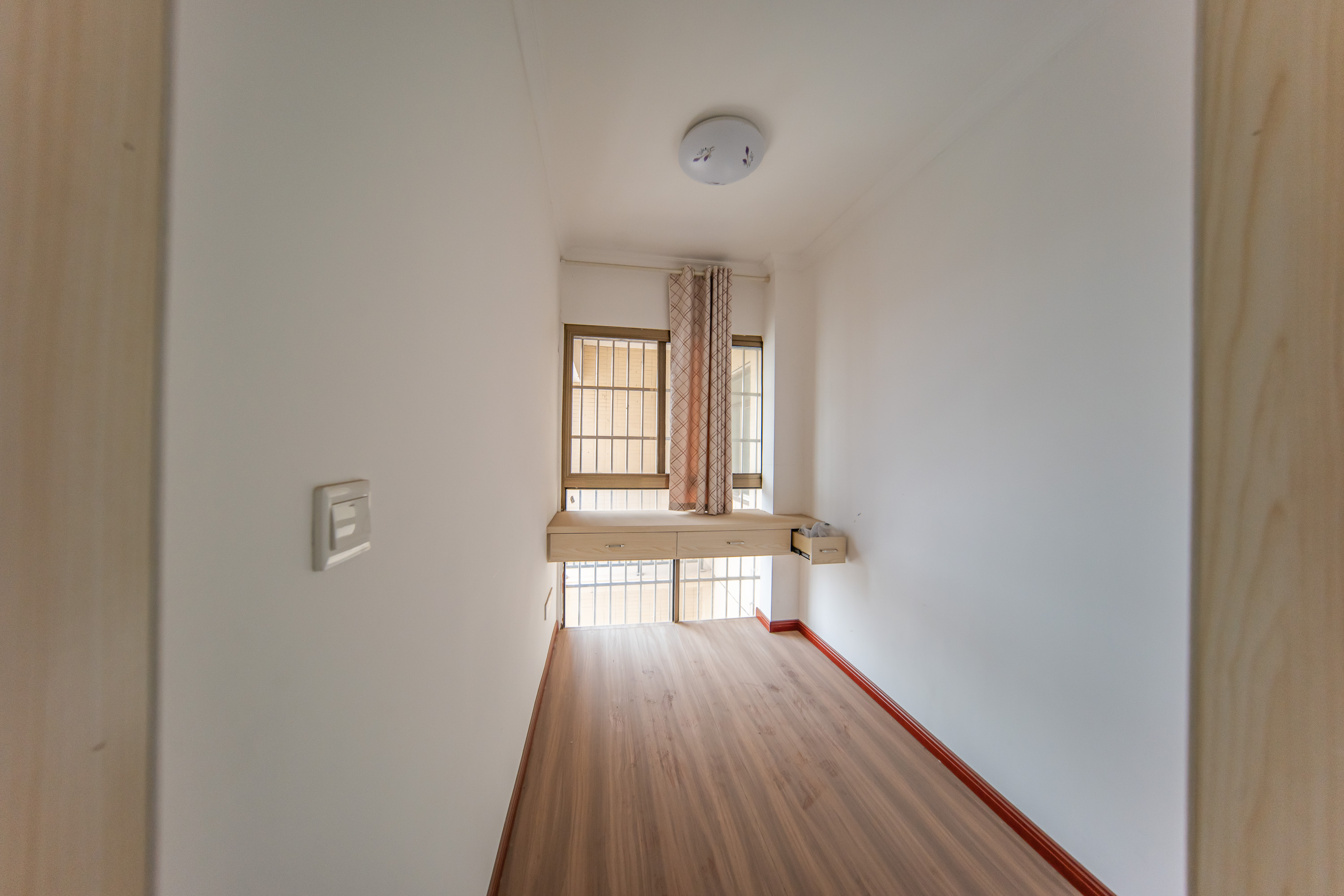 江山帝景雅典 3室2厅1卫 72.0万 江山帝景雅典 3室2厅1卫 72.0万卧室