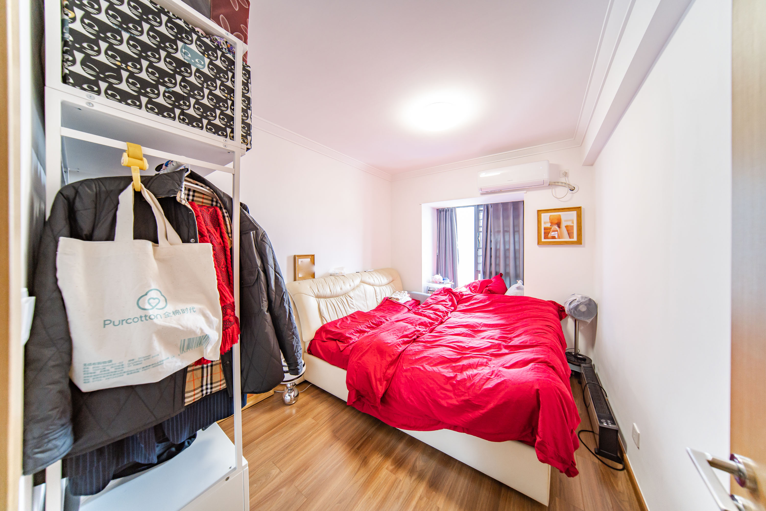 深业鹭栖府  4室2厅2卫    235.0万卧室