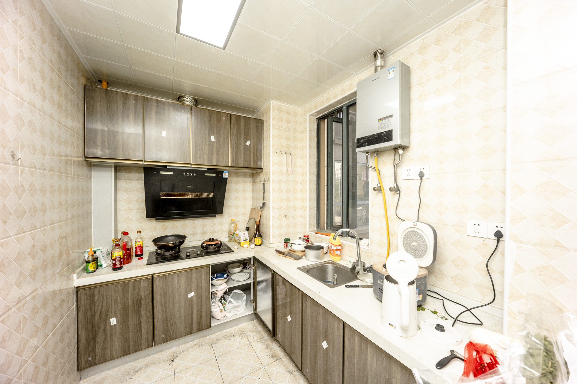 荣盛花语书苑 3室2厅1卫 72.0万 荣盛花语书苑 3室2厅1卫 72.0万厨房