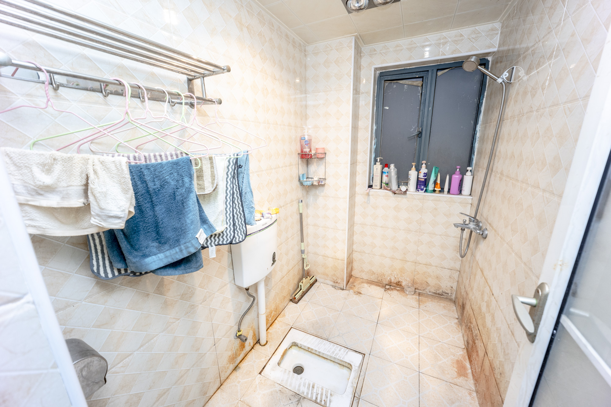 荣盛花语书苑 3室2厅1卫 72.0万 荣盛花语书苑 3室2厅1卫 72.0万卫生间