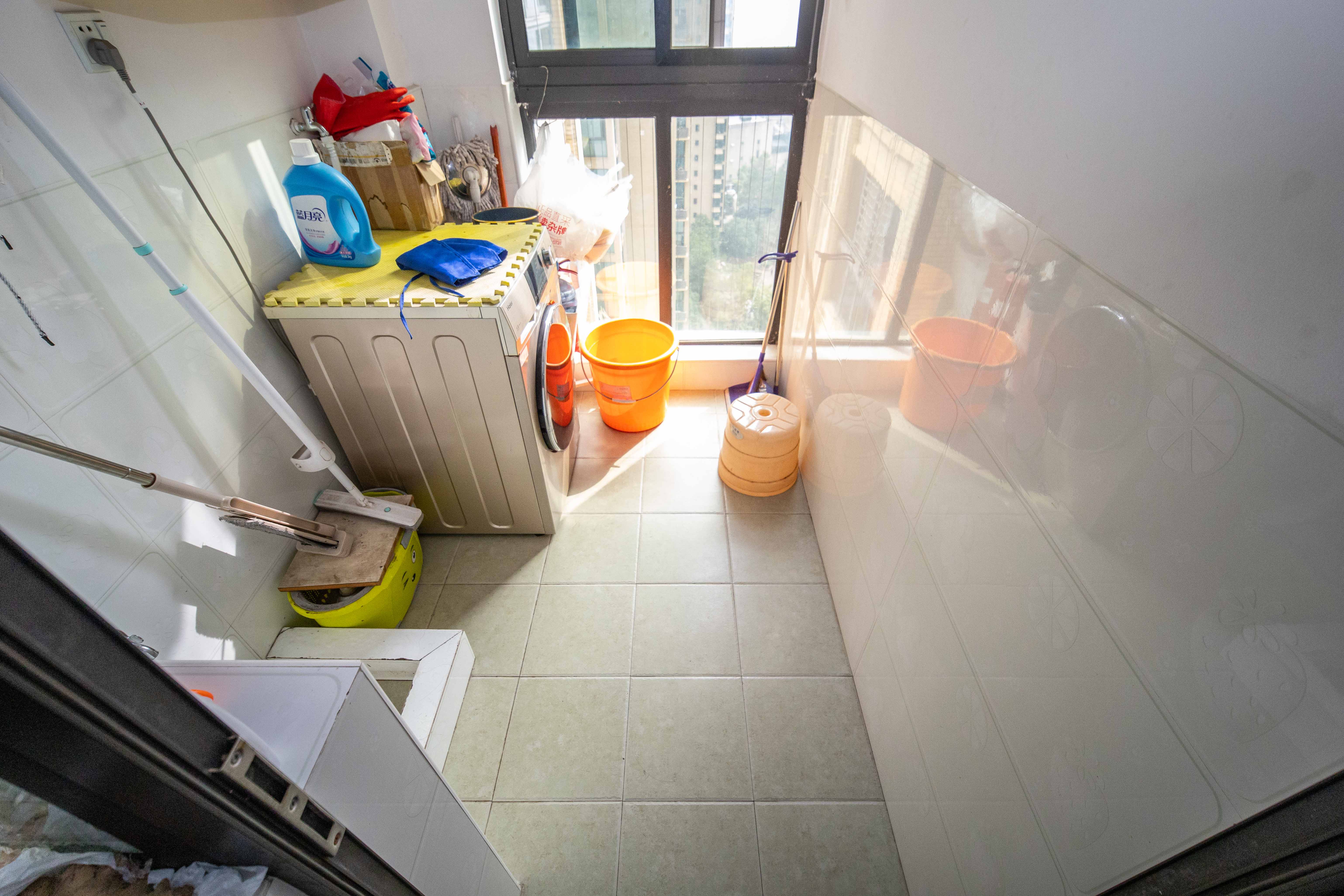 长房白沙湾 2室2厅1卫 85.0万 长房白沙湾 2室2厅1卫 85.0万阳台