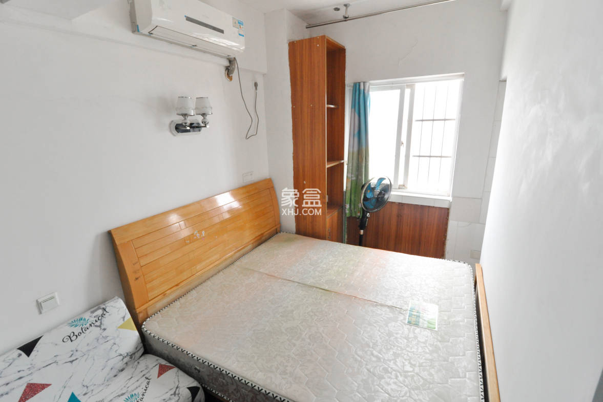 谋房博客(博客天街)  1室1厅1卫    35.0万 谋房博客(博客天街)  1室1厅1卫    35.0万卧室