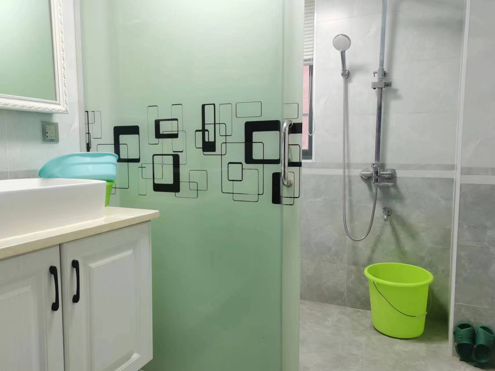 中央皇庭 3室2厅1卫 56.0万 中央皇庭 3室2厅1卫 56.0万室内图