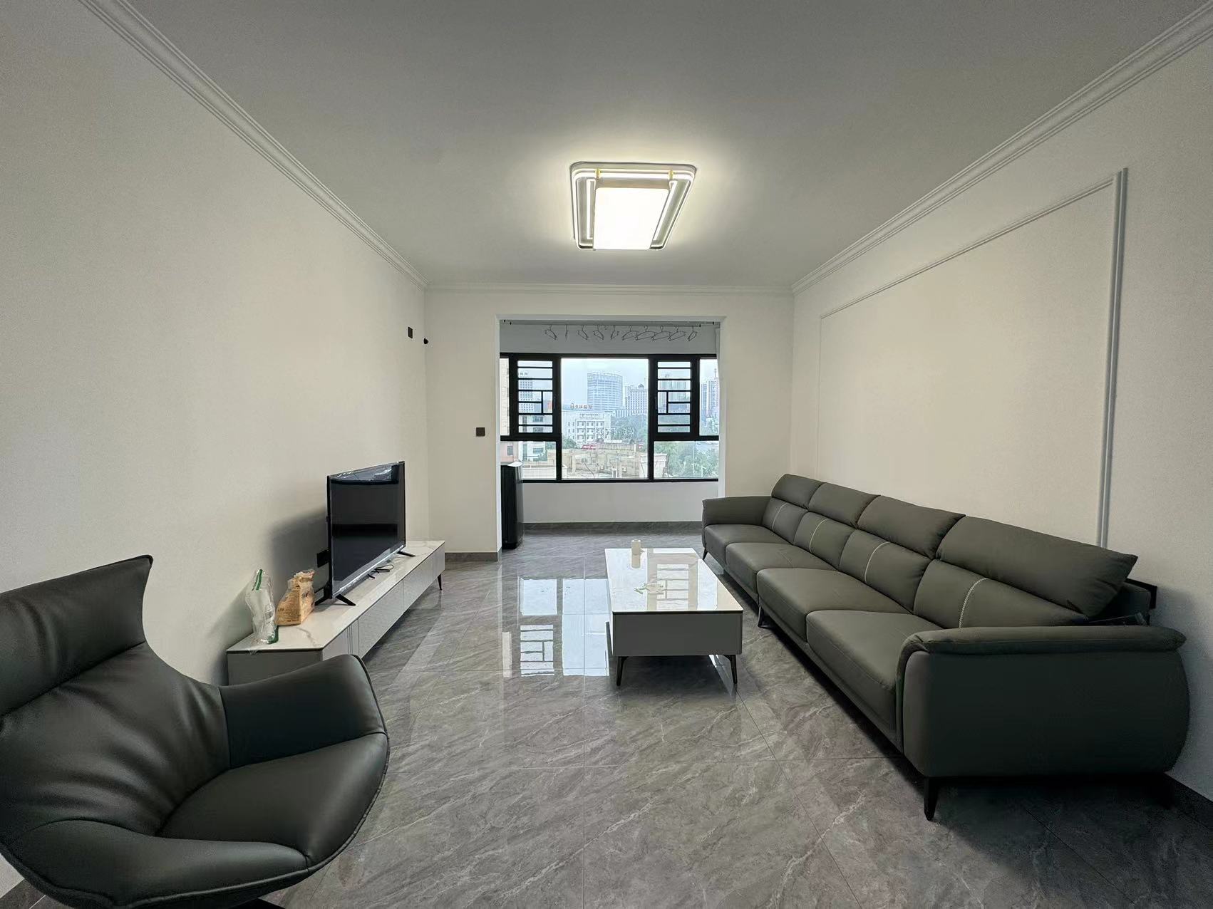 城发津枫庭苑  3室2厅2卫    72.0万 城发津枫庭苑  3室2厅2卫    72.0万